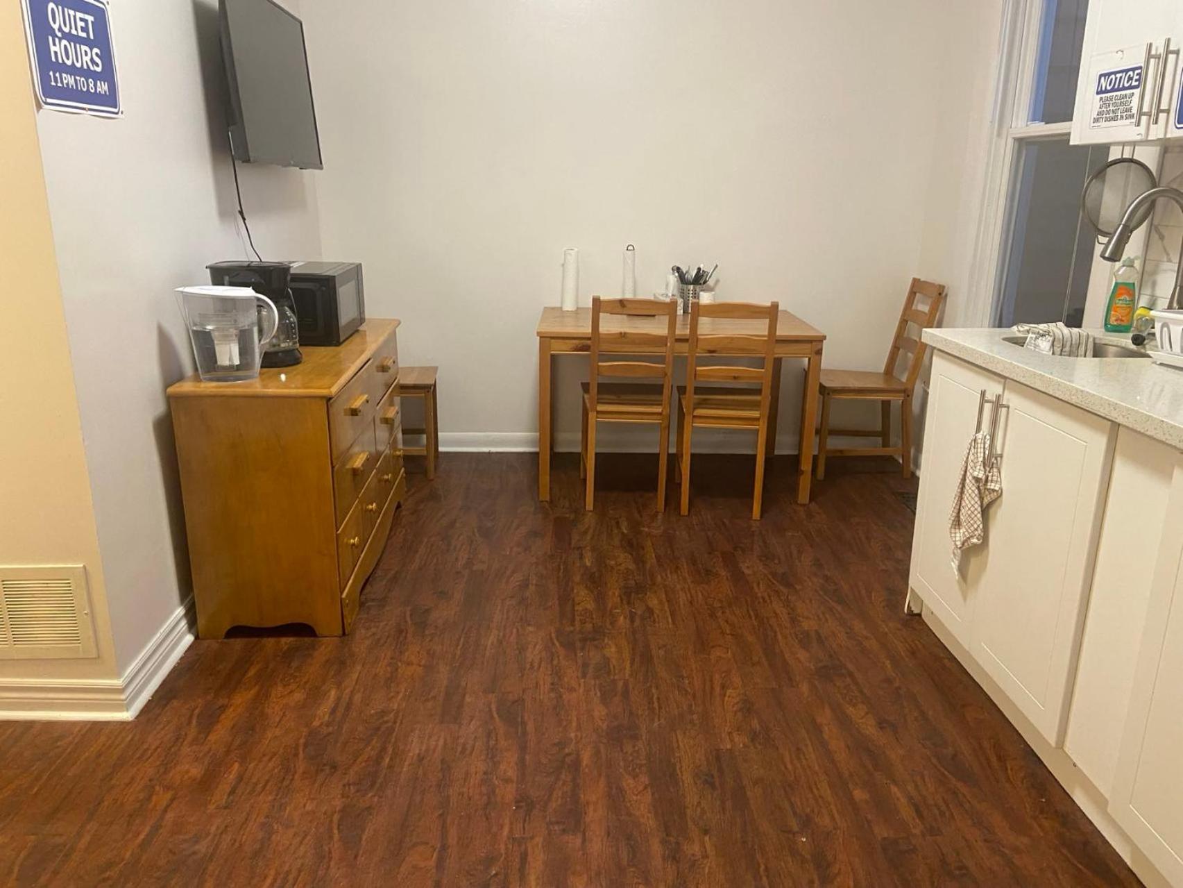 Gasthof Budget Triple With En Bathroom 36a