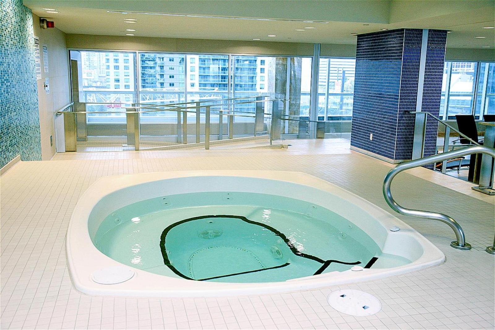 Luxury Living Downtown * Toronto
