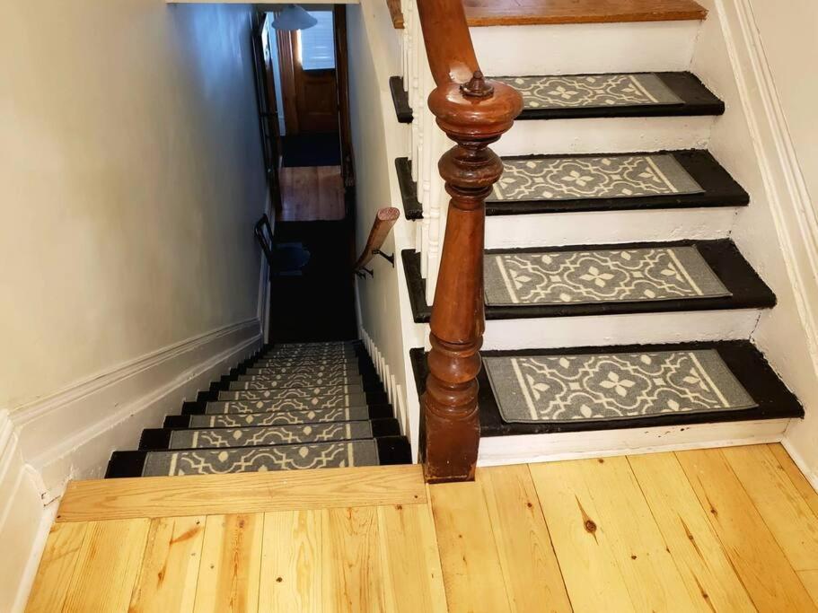 Private 3 Bedroom In Downtown