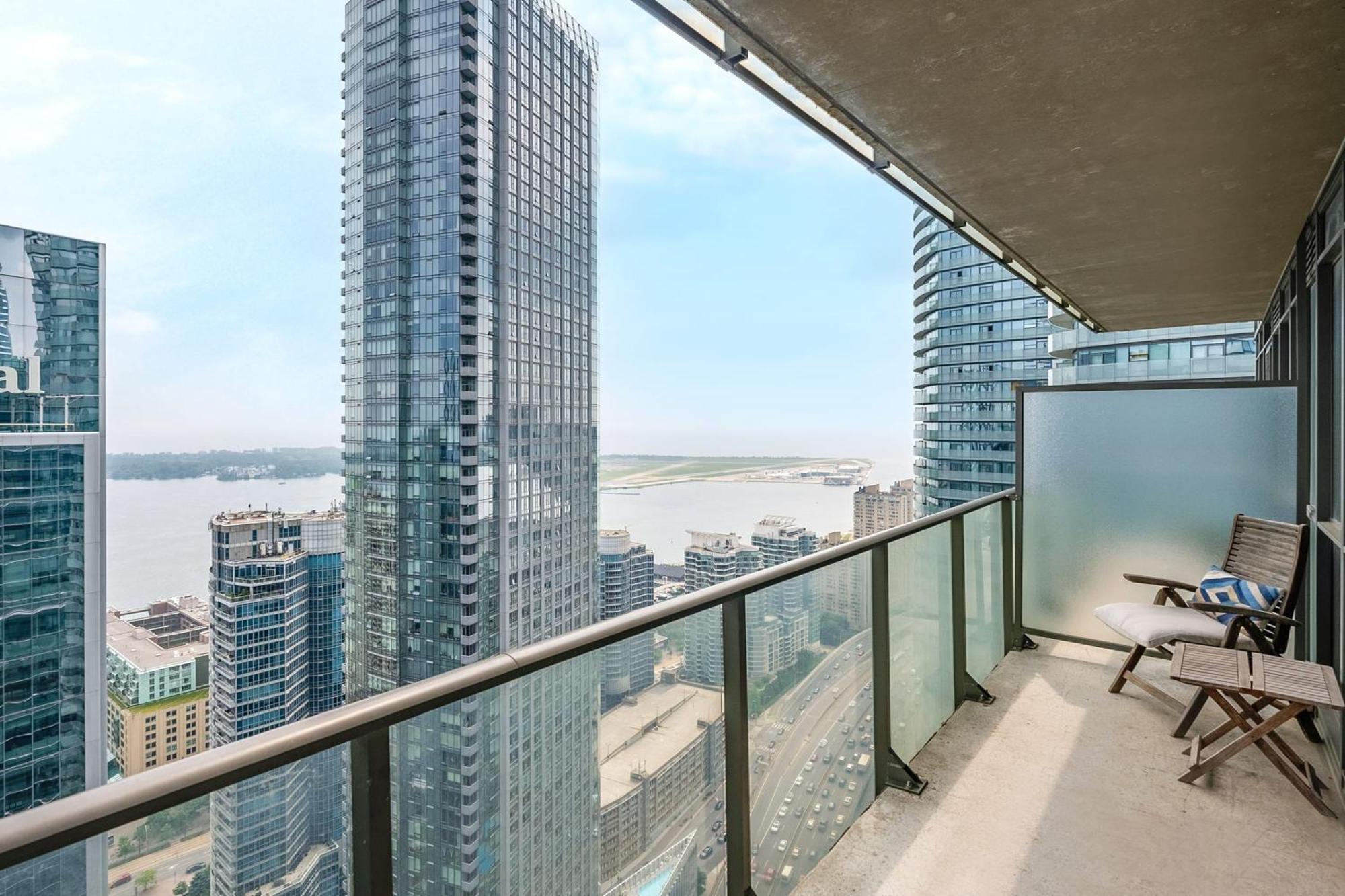 Holiday home Luxury 1-bedroom In Dt