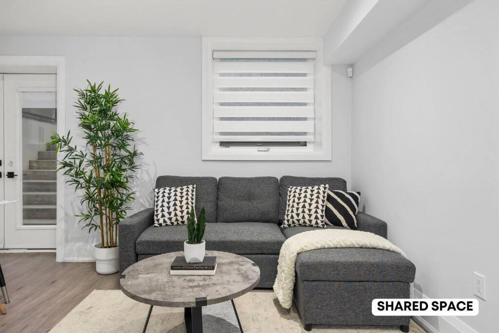 Cozy Master Bedroom Located In *