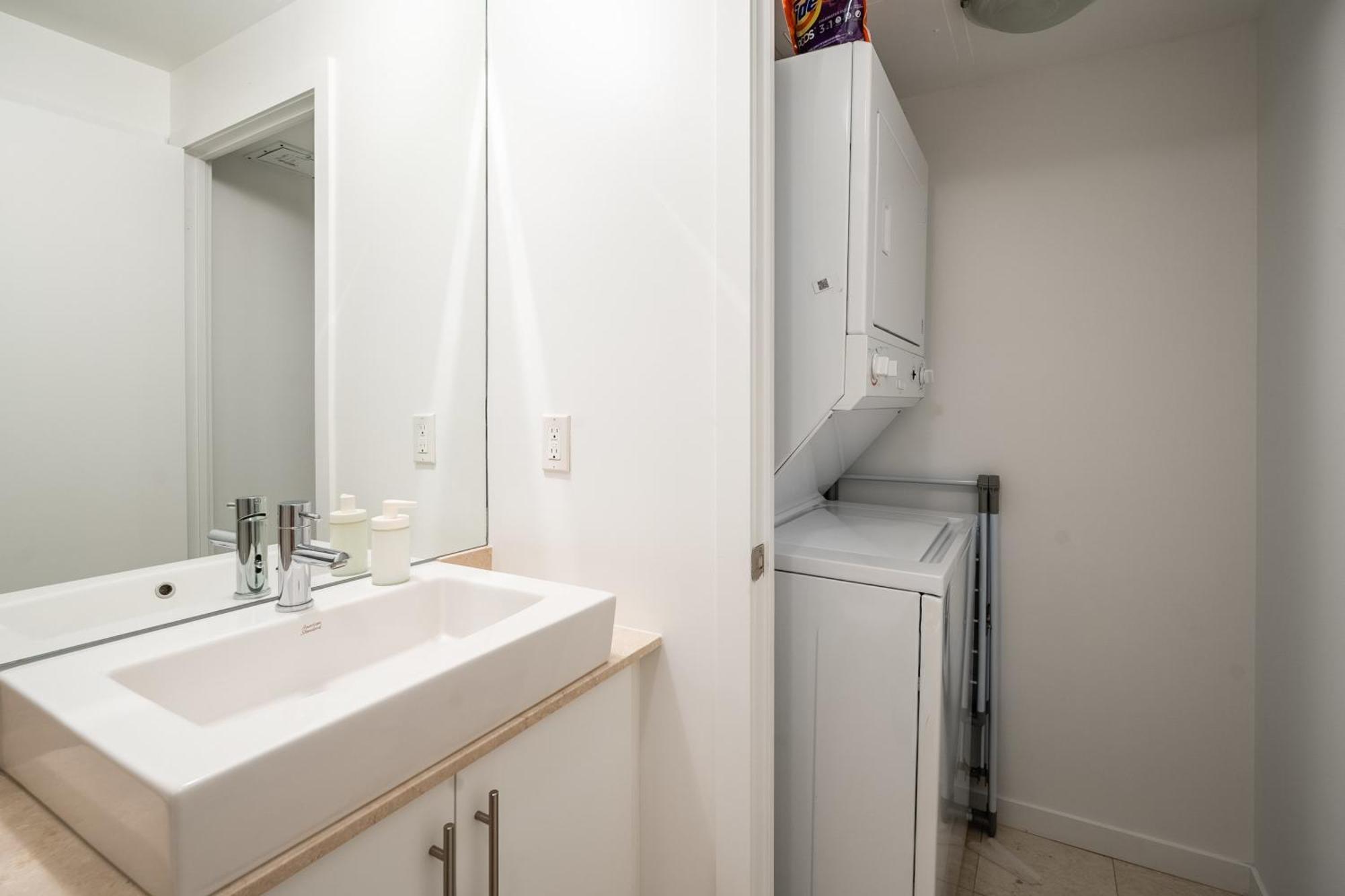 Holiday home Luxury 1-bedroom In Dt *
