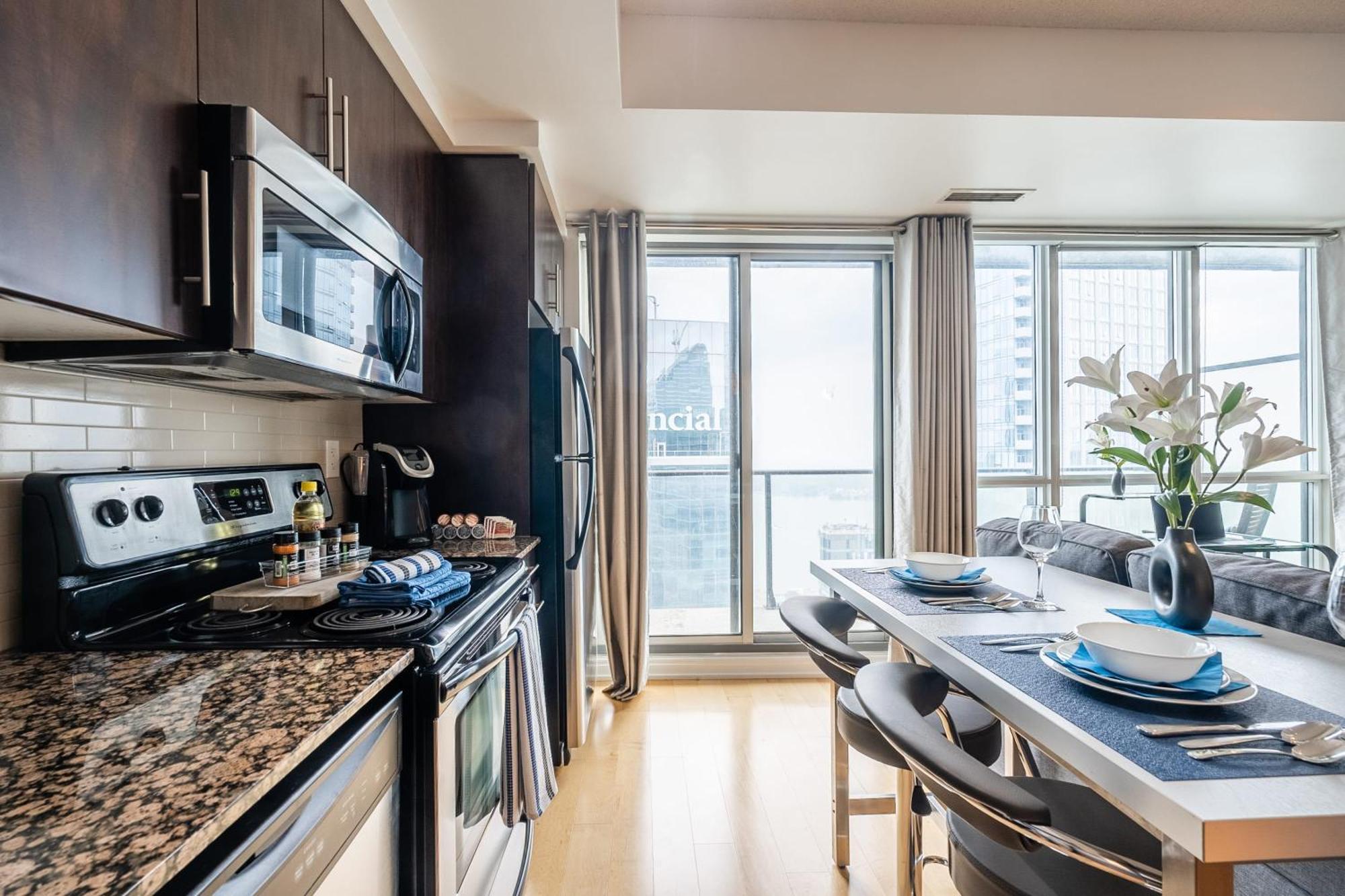 Luxury 1-bedroom In Dt Holiday home