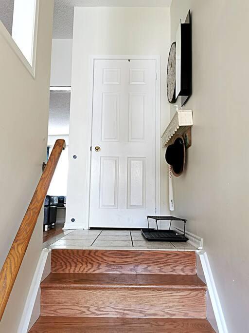 Lakepark Artsy 3 Bedroom Townhouse 1 Parking