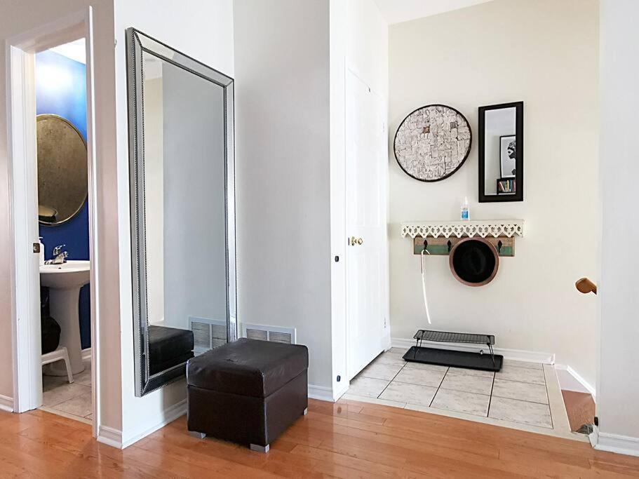 Lakepark Artsy 3 Bedroom Townhouse 1 Parking Apartment