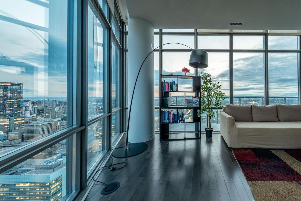 Great View High Rise In *