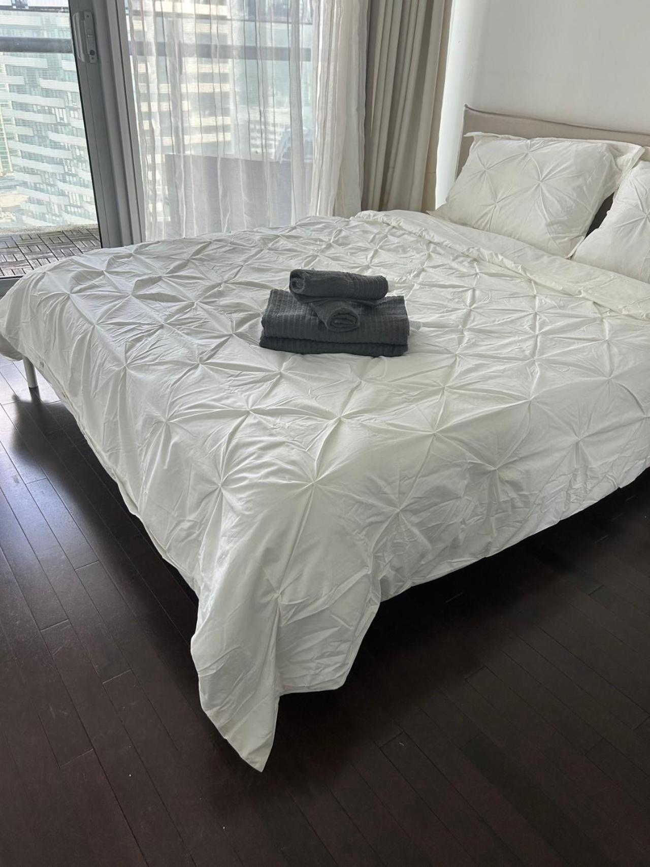 Downtown Modern Lakeview 3 Queen Beds Near Cn Tower & Rogers Centre * Toronto
