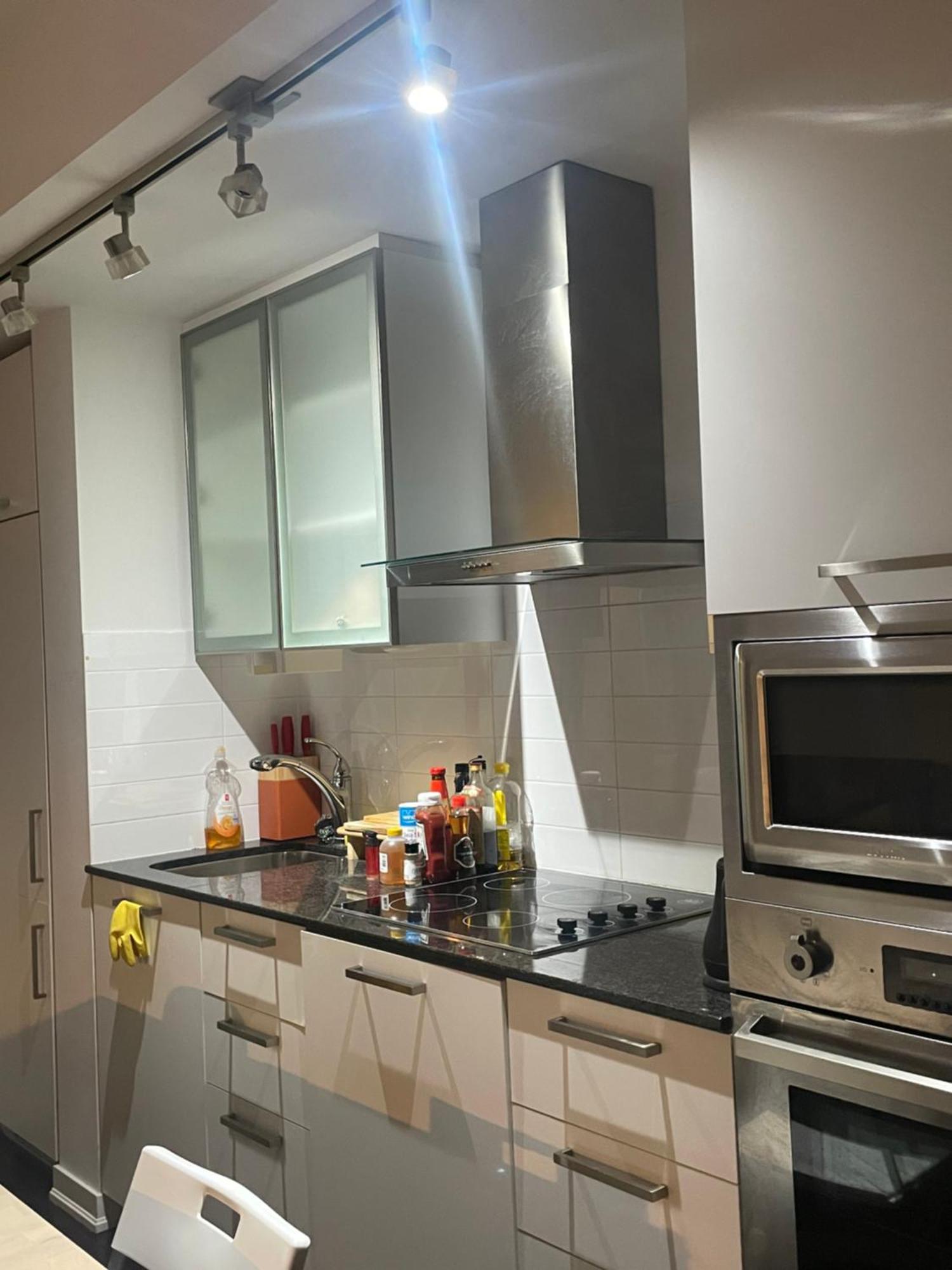 Downtown Modern Lakeview 3 Queen Beds Near Cn Tower & Rogers Centre Apartment *