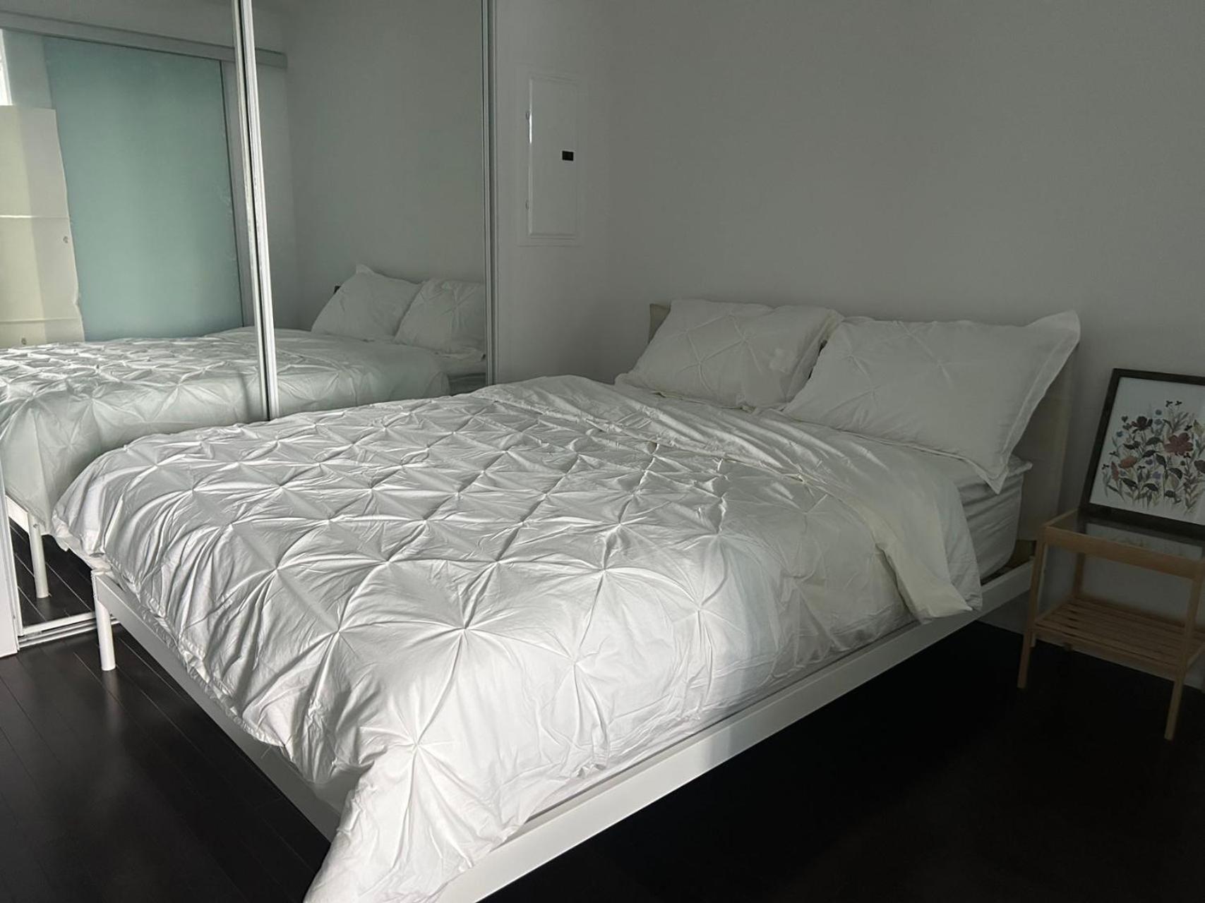 Downtown Modern Lakeview 3 Queen Beds Near Cn Tower & Rogers Centre * Toronto