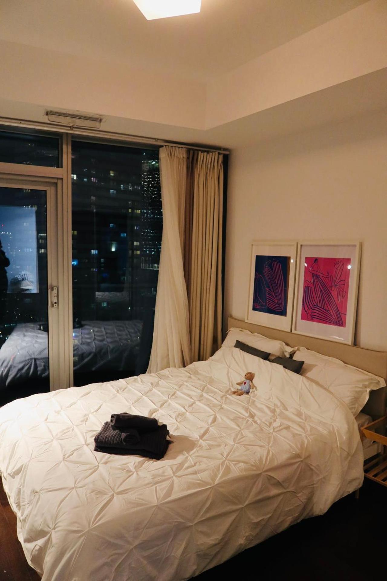 Apartment Downtown Modern Lakeview 3 Queen Beds Near Cn Tower & Rogers Centre *