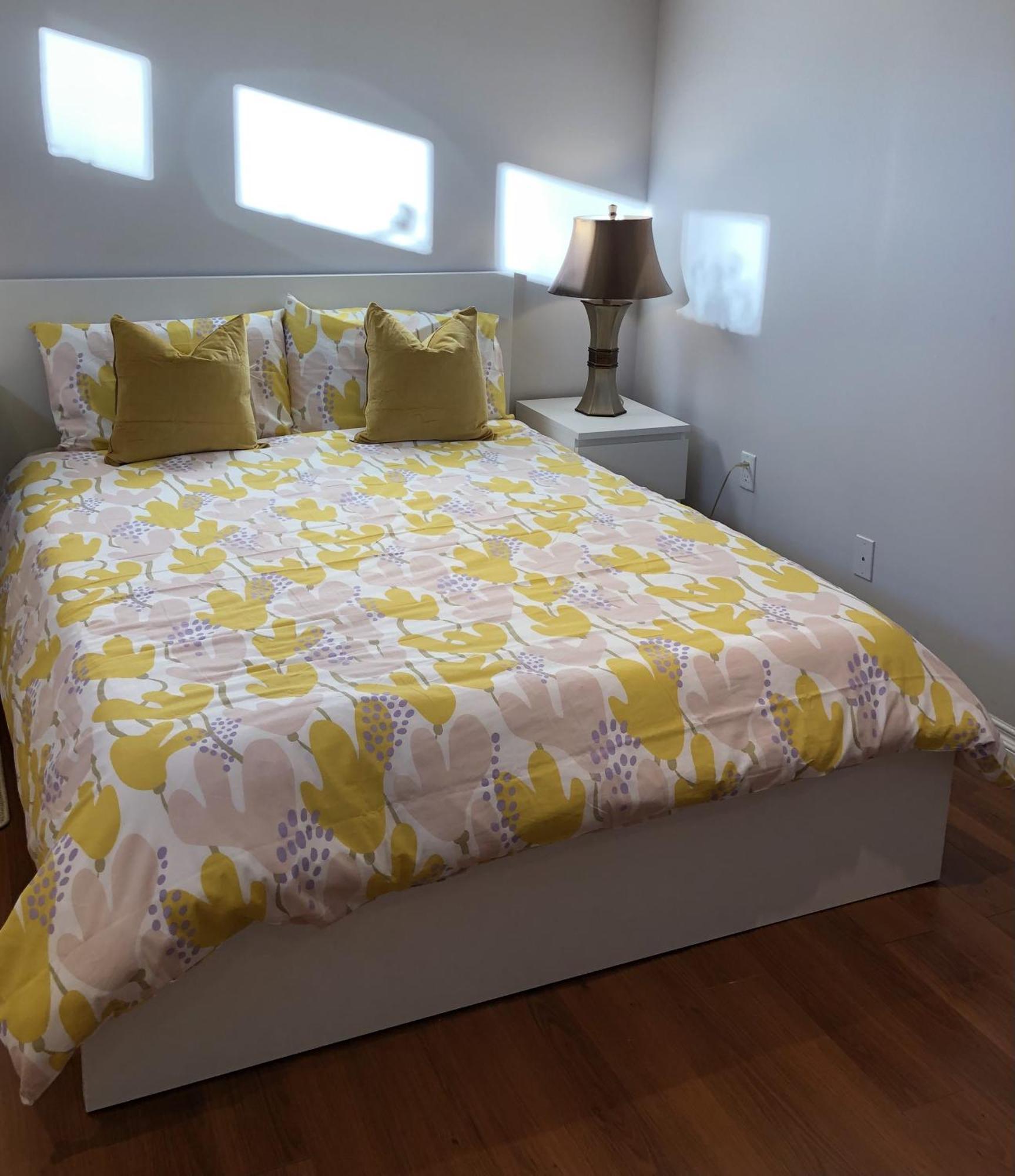 Super Cosy Peaceful With Garden View Free Parking Privatunterkunft Toronto