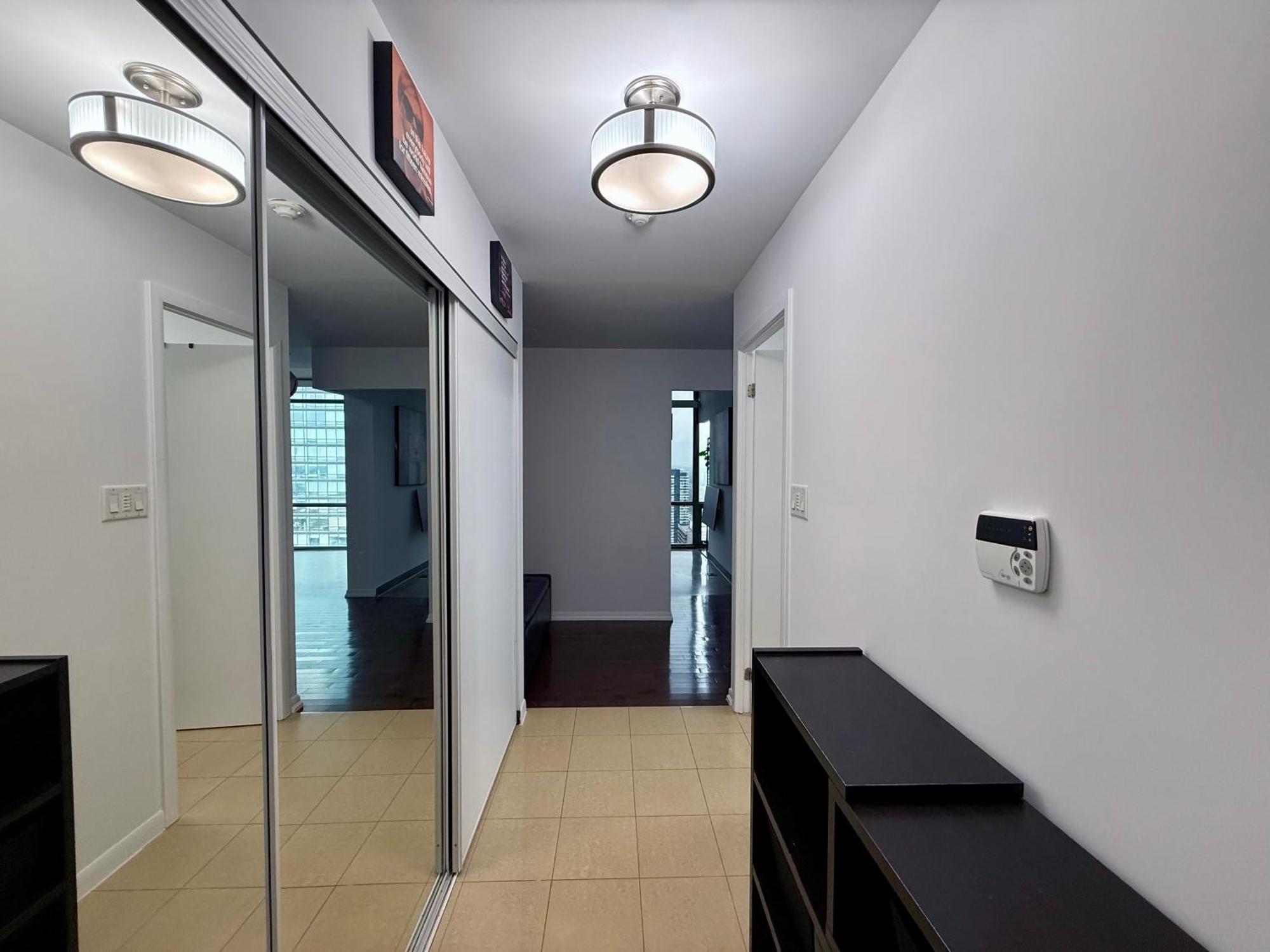 Murano - Bay & College - Fully Equipped Downtown * Toronto
