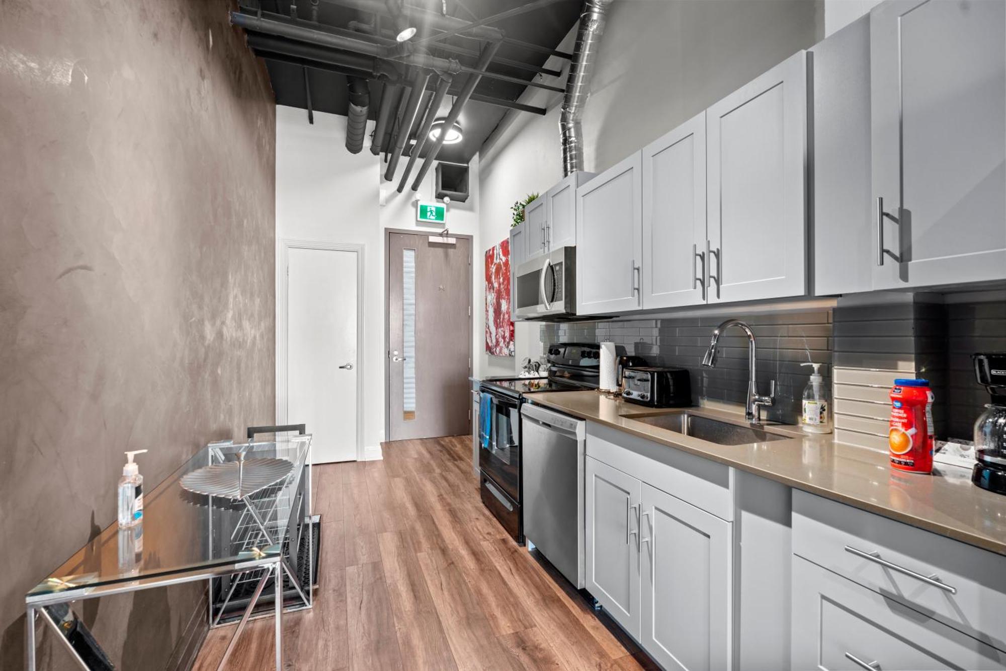 Bright Finch West By Globalstay Toronto