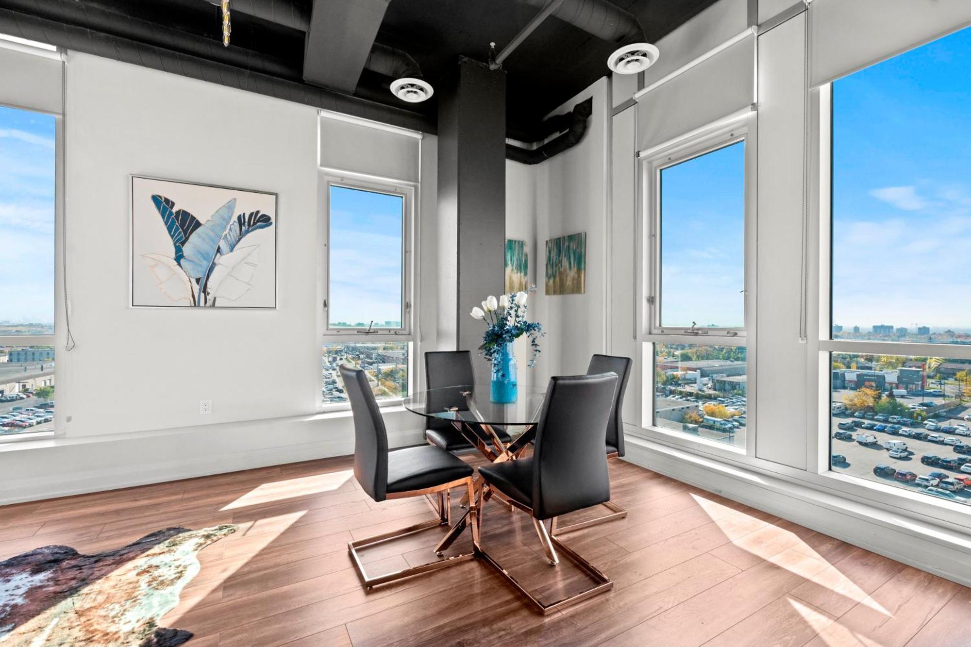 Bright Finch West By Globalstay Hotel