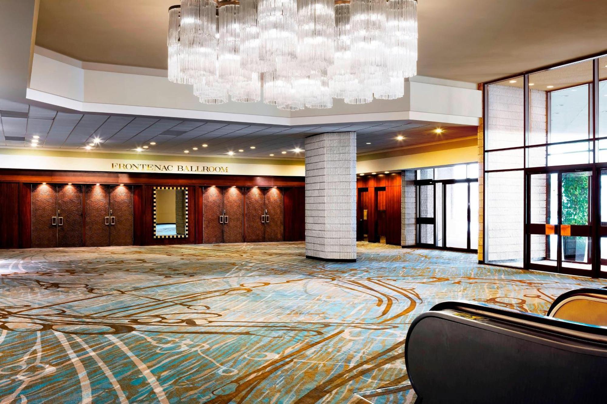 The Westin Harbour Castle, 4* Toronto