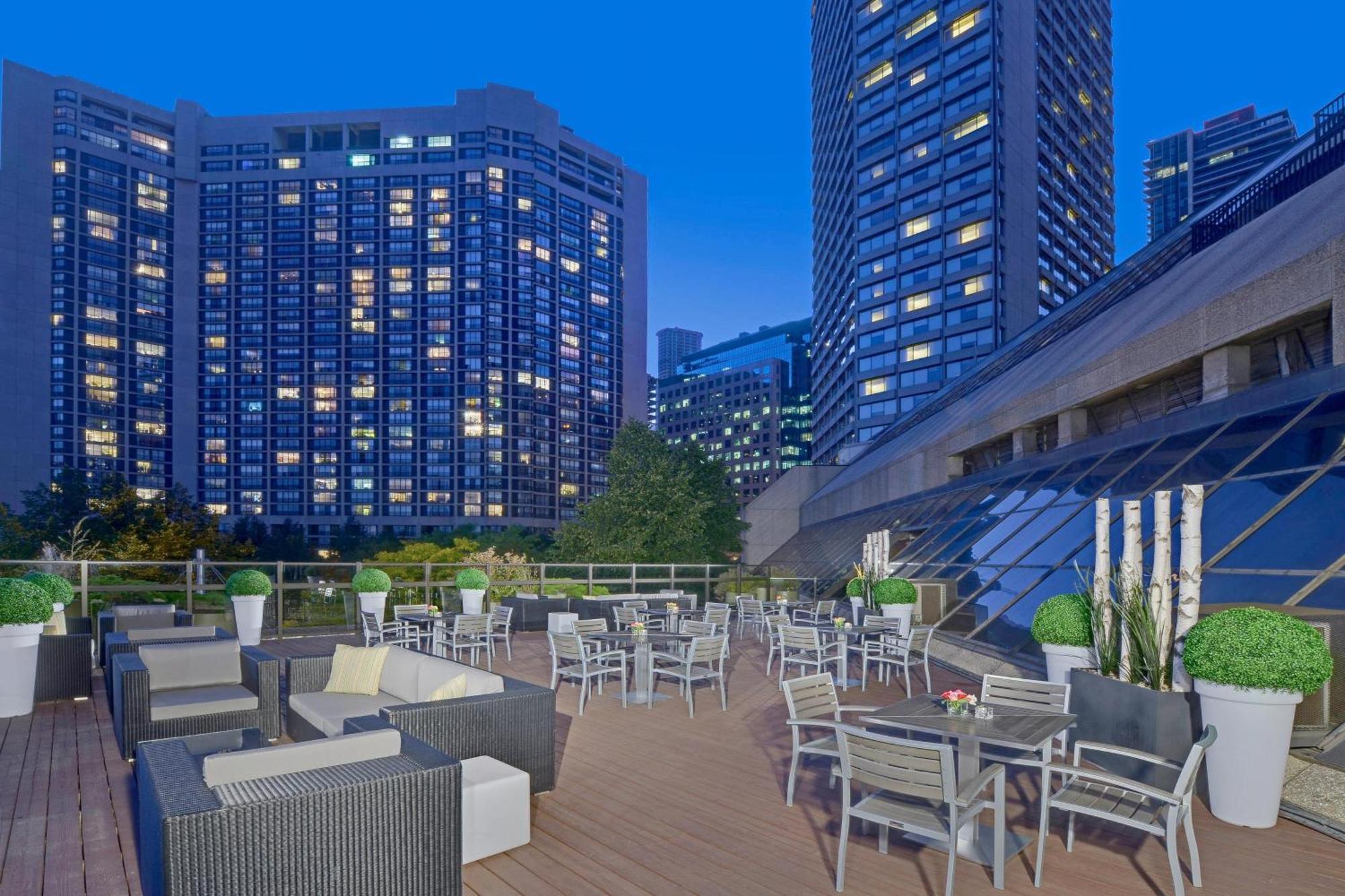 The Westin Harbour Castle, Hotel