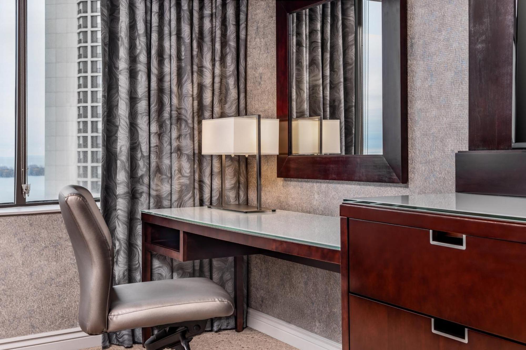 Hotel The Westin Harbour Castle, Toronto