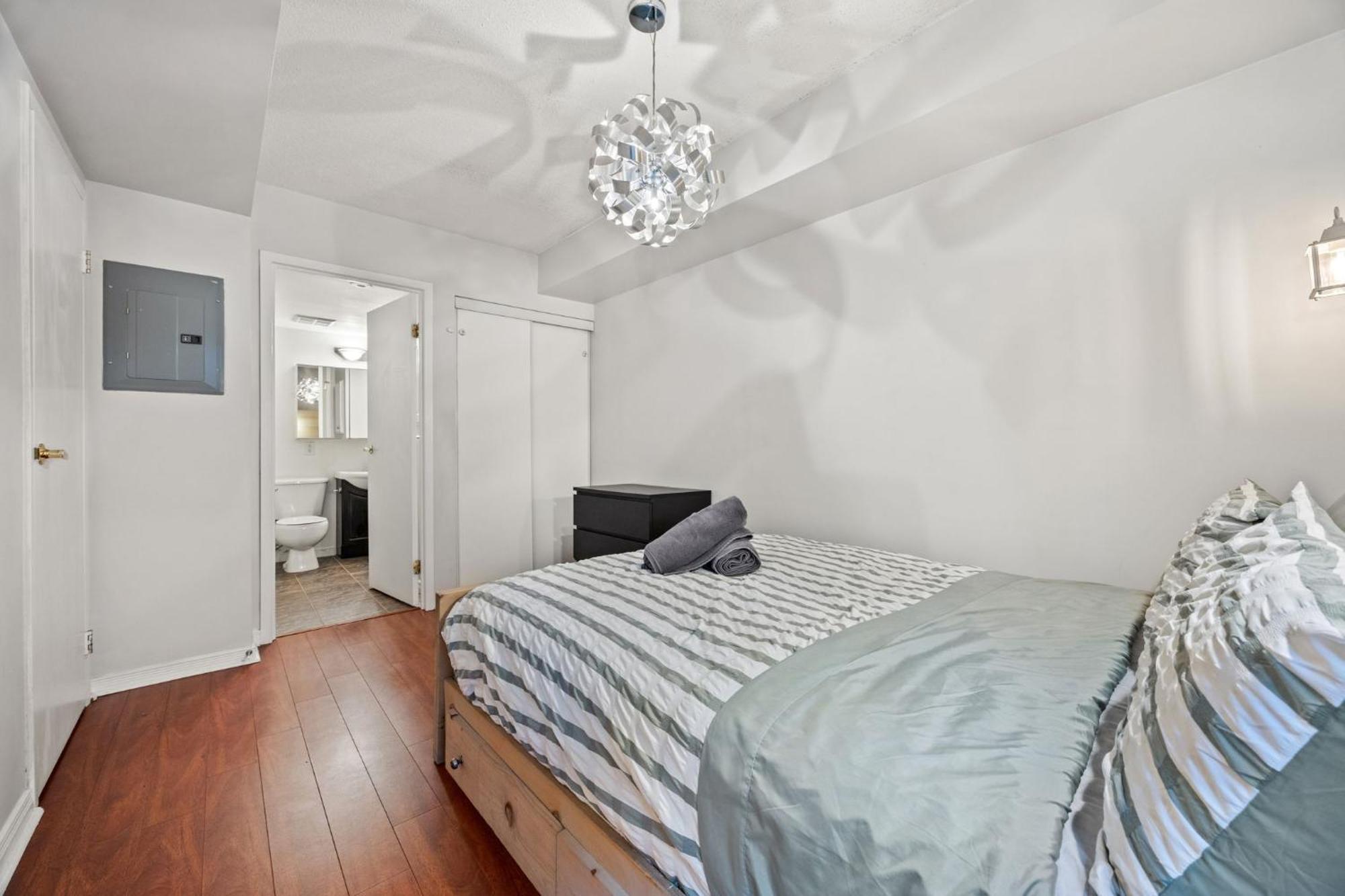 Liberty Village Townhouse *