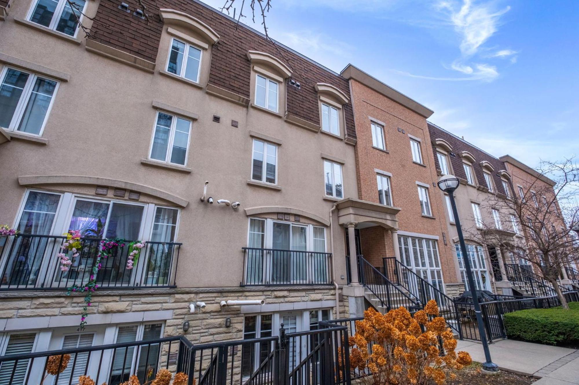 Liberty Village Townhouse Aparthotel Toronto
