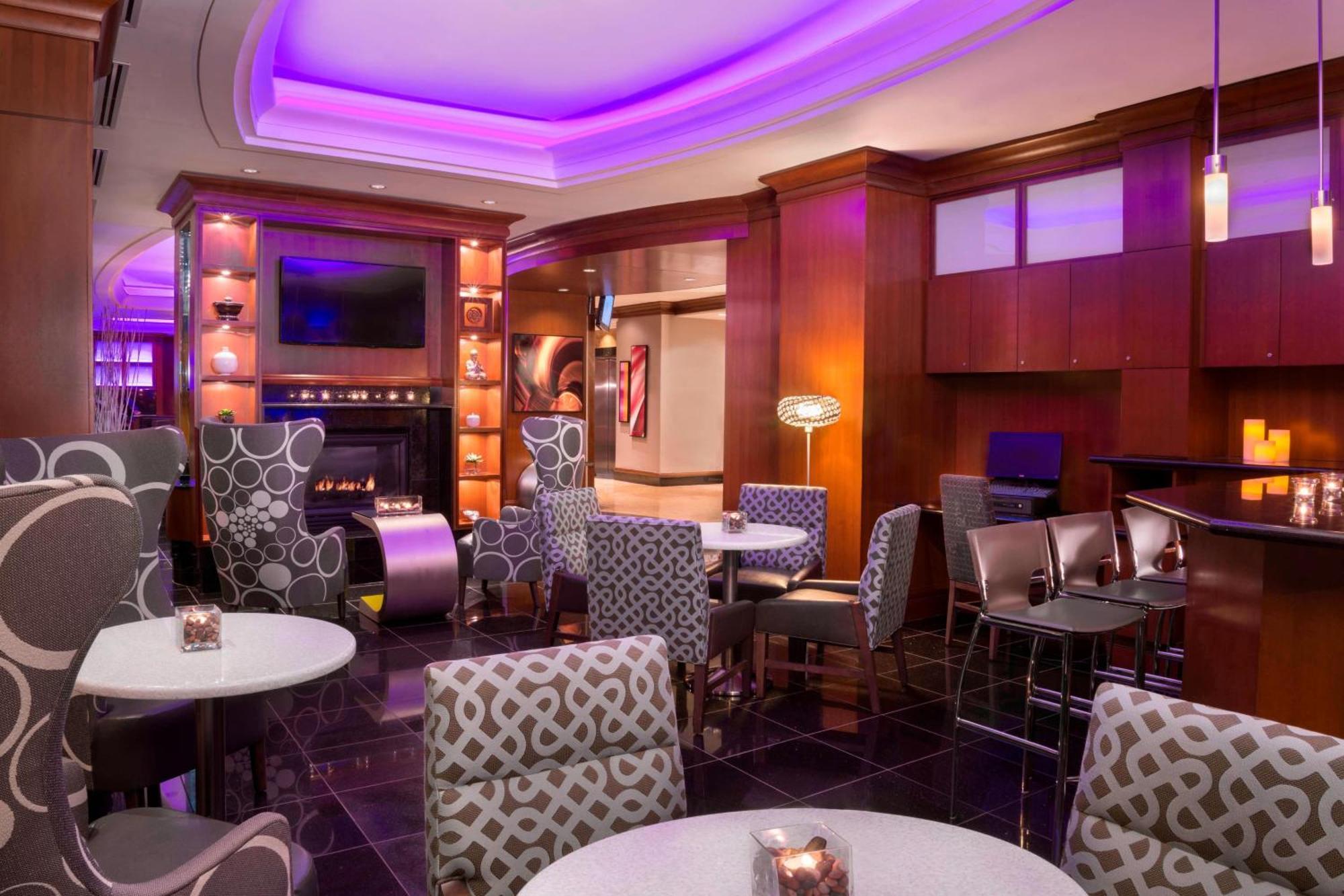 By Marriott Downtown / Entertainment District
