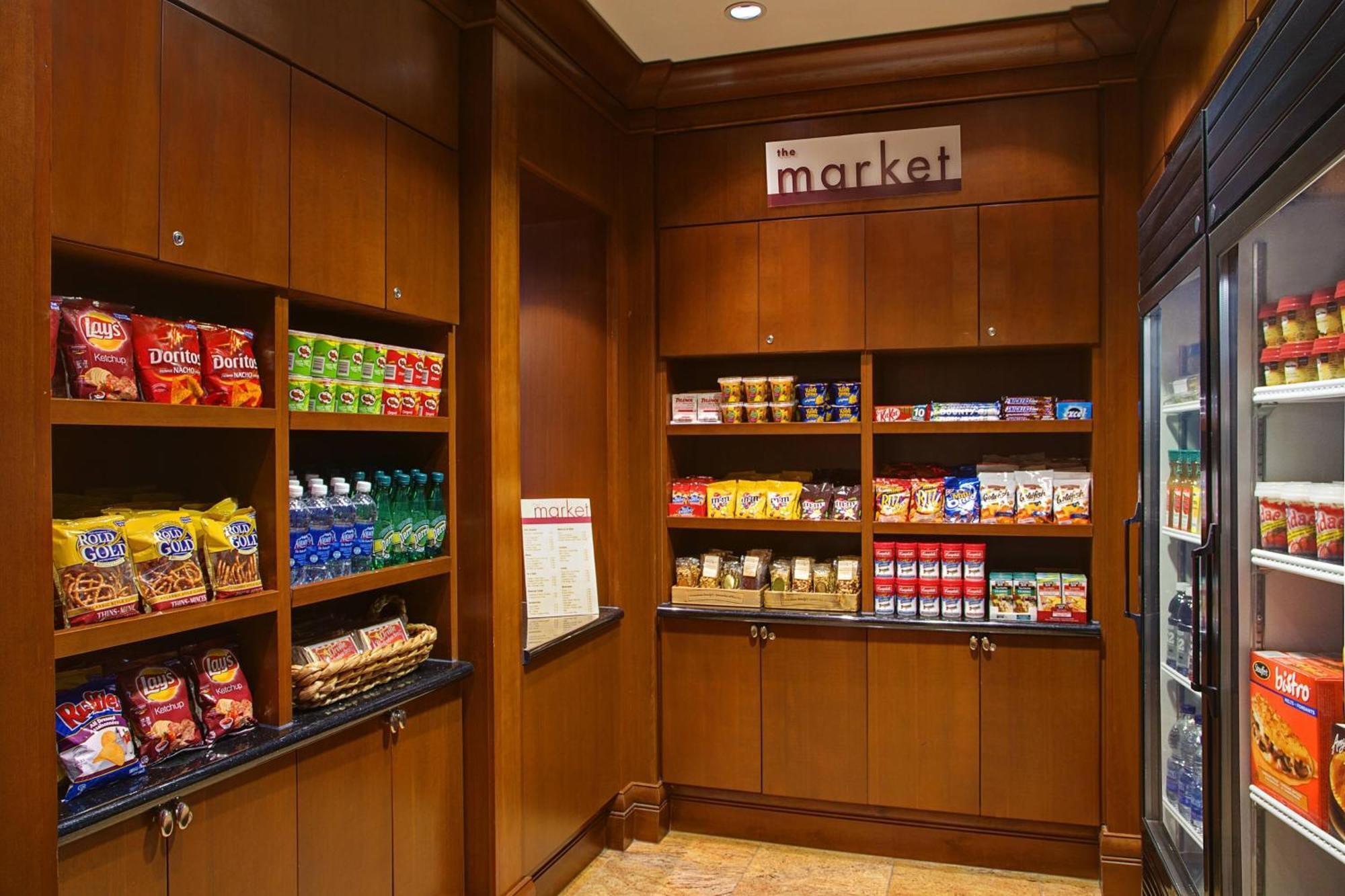 By Marriott Downtown / Entertainment District Hotel 4*