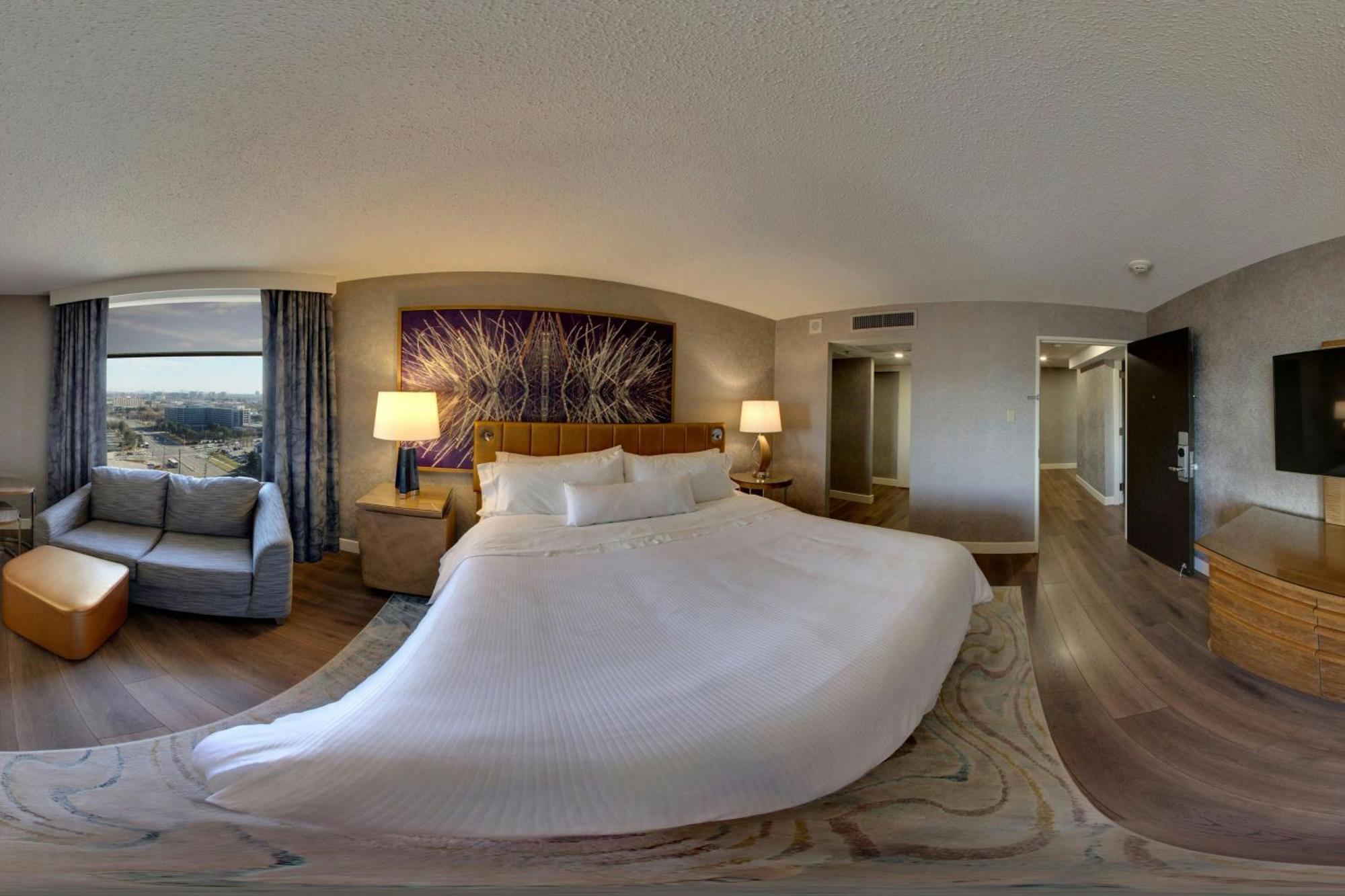 The Westin Airport Hotel