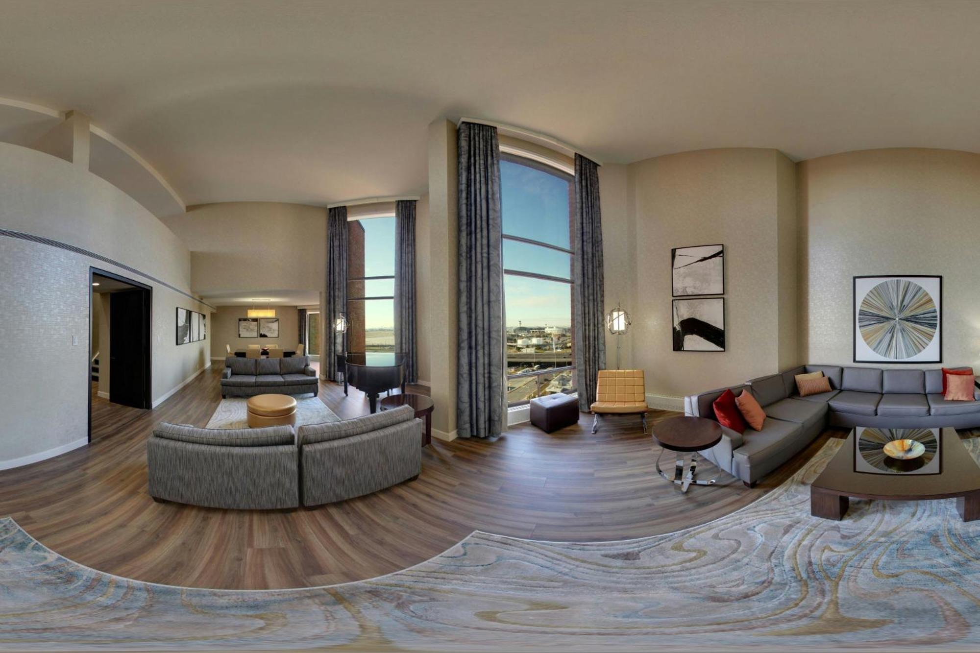 The Westin Airport Hotel 4*