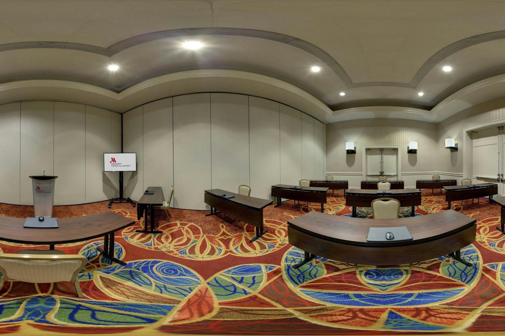 Hotel Airport Marriott Toronto