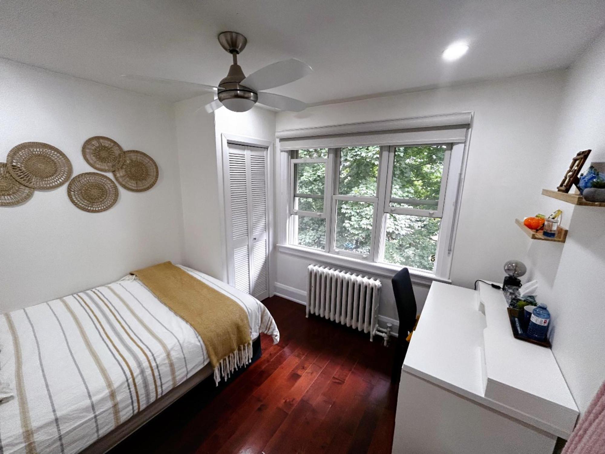 Homestay Central Area Double-bed *