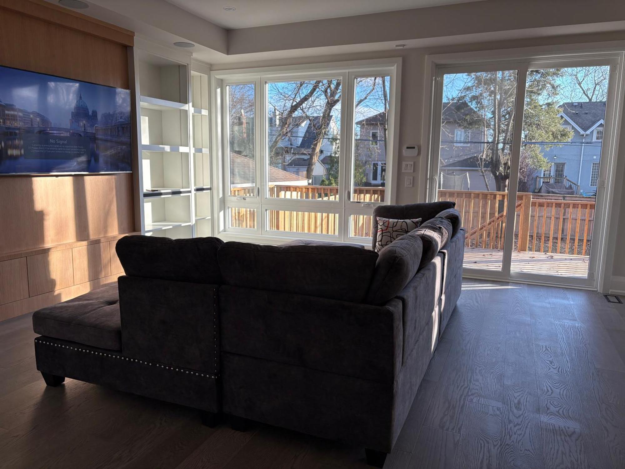 Luxurious New Lawrence Manor 6-bedroom Ferienhaus
