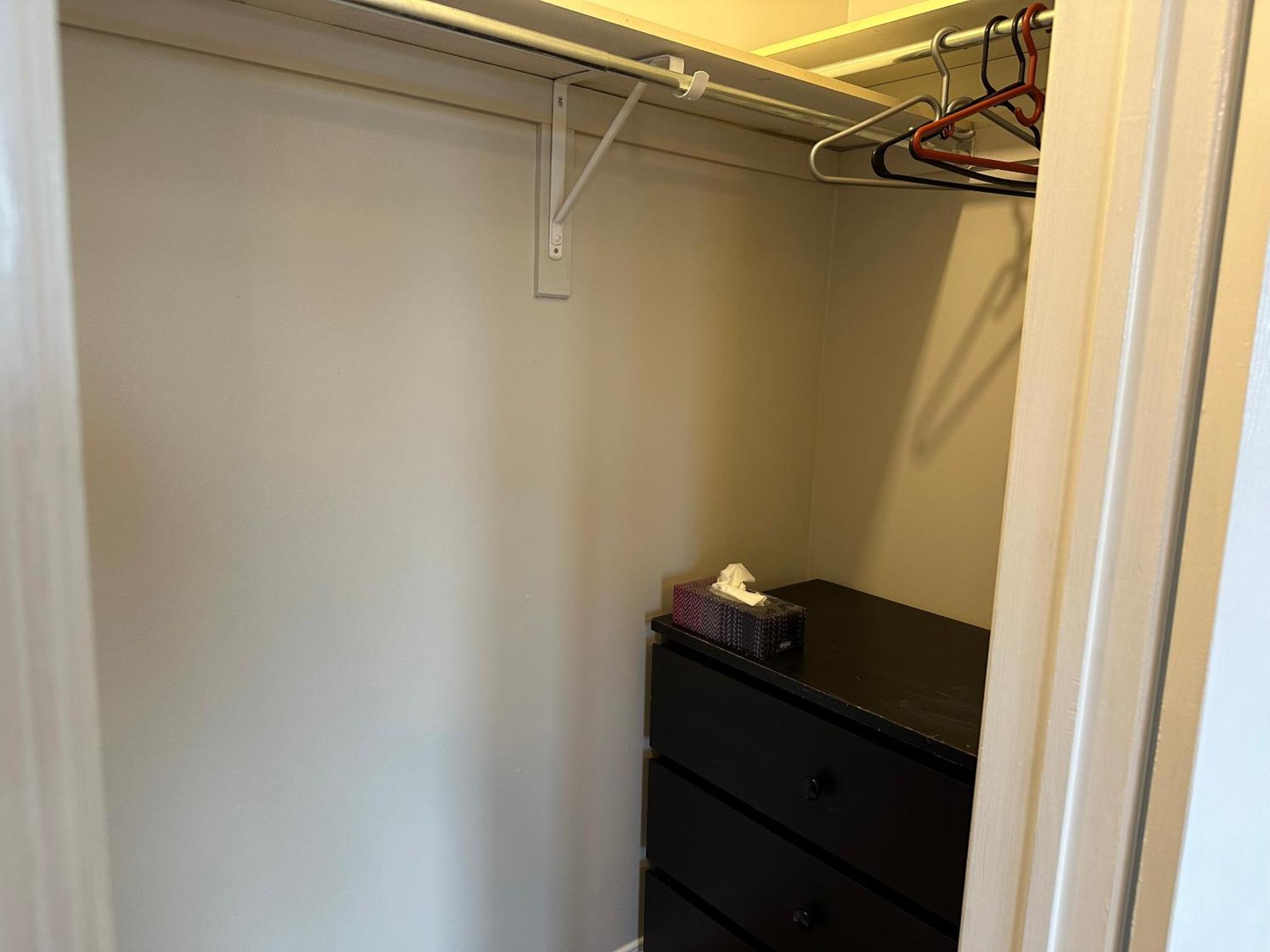 Apartment Charming 3-bedroom House With Wi-fi In Toronto