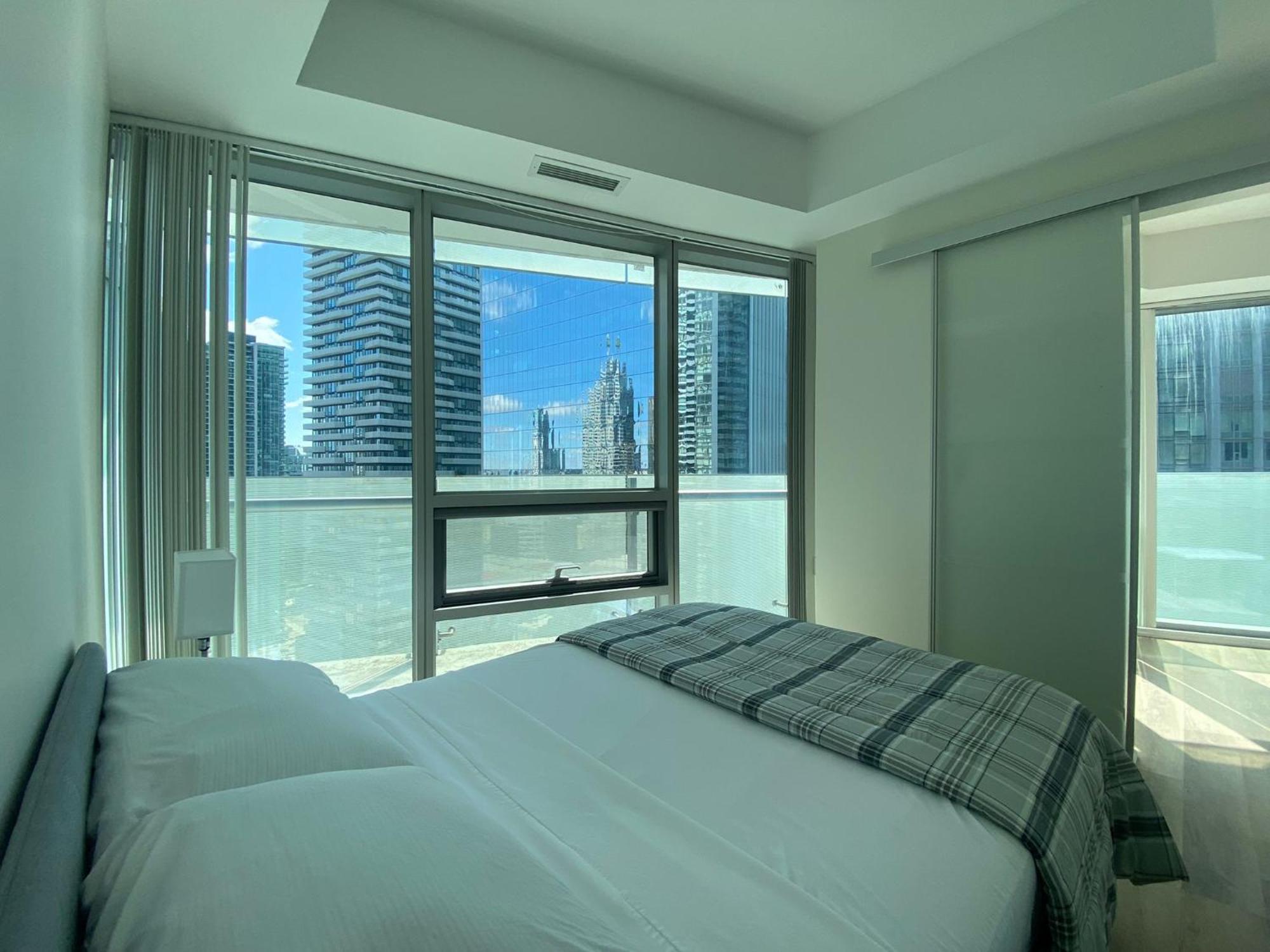 Downtown Deluxe Toronto