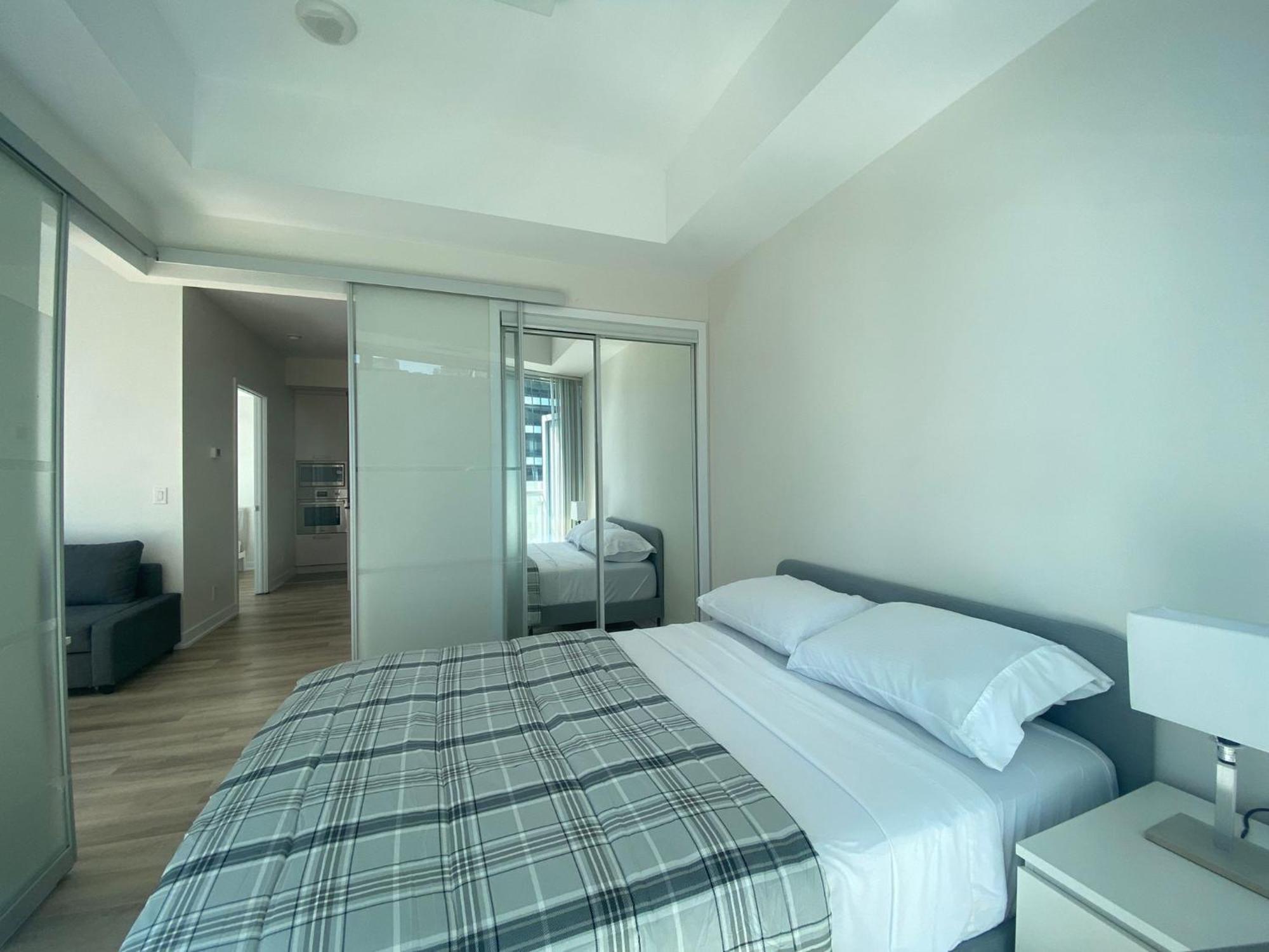 Downtown Deluxe Apartment