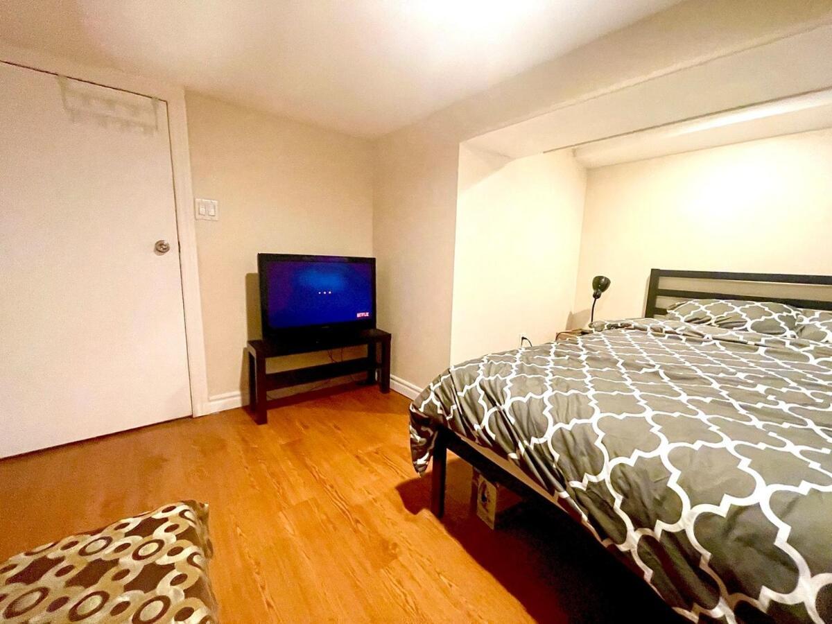 Cozy In Riverdale Apartment *