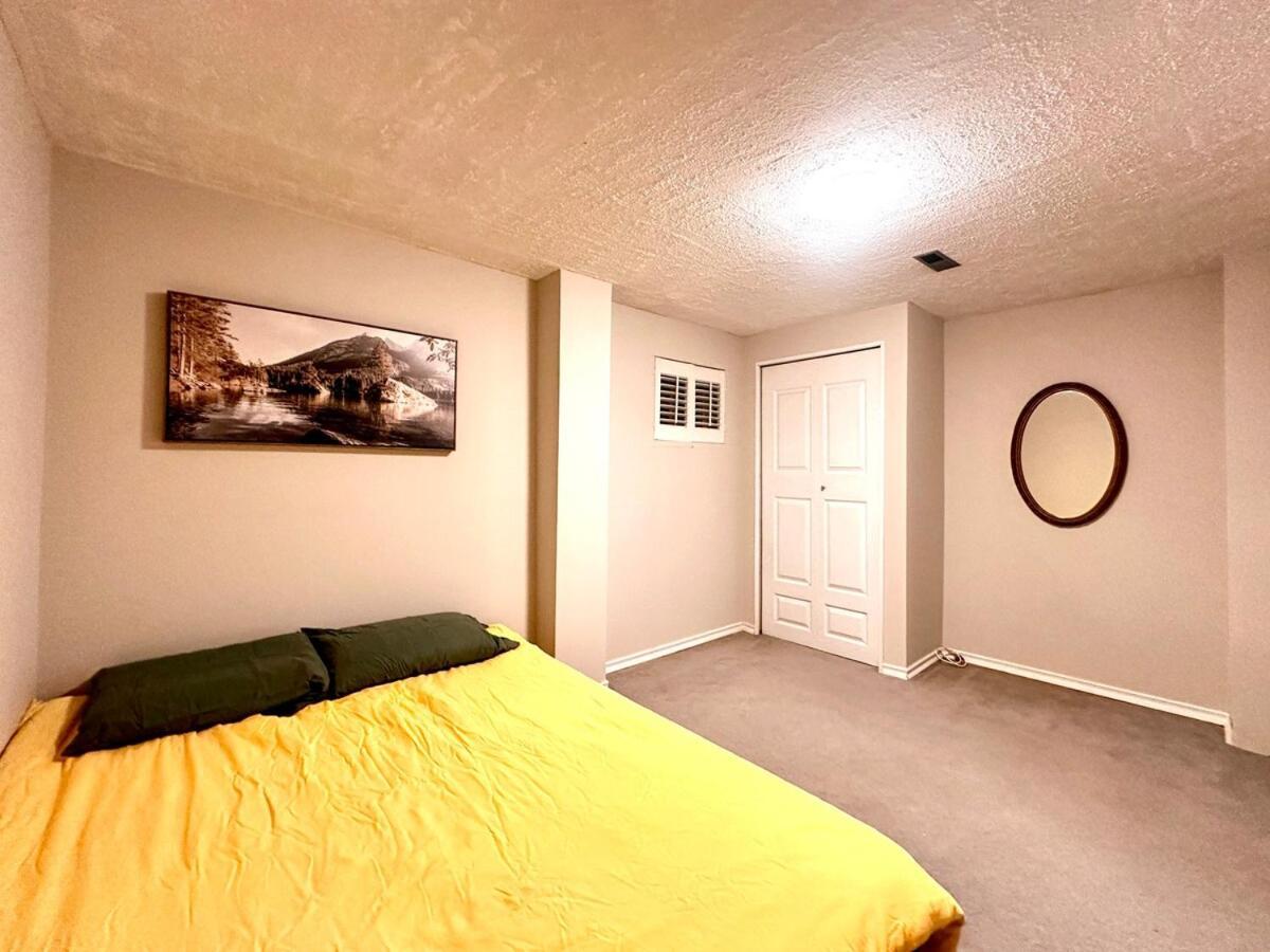 Cozy And Spacious Vacation In Toronto