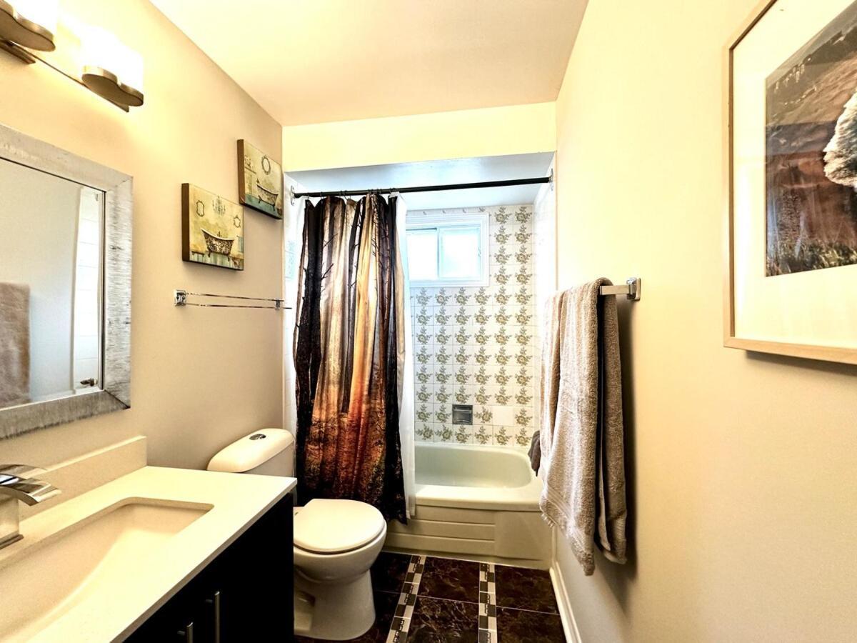 Villa Cozy And Spacious Vacation In Toronto