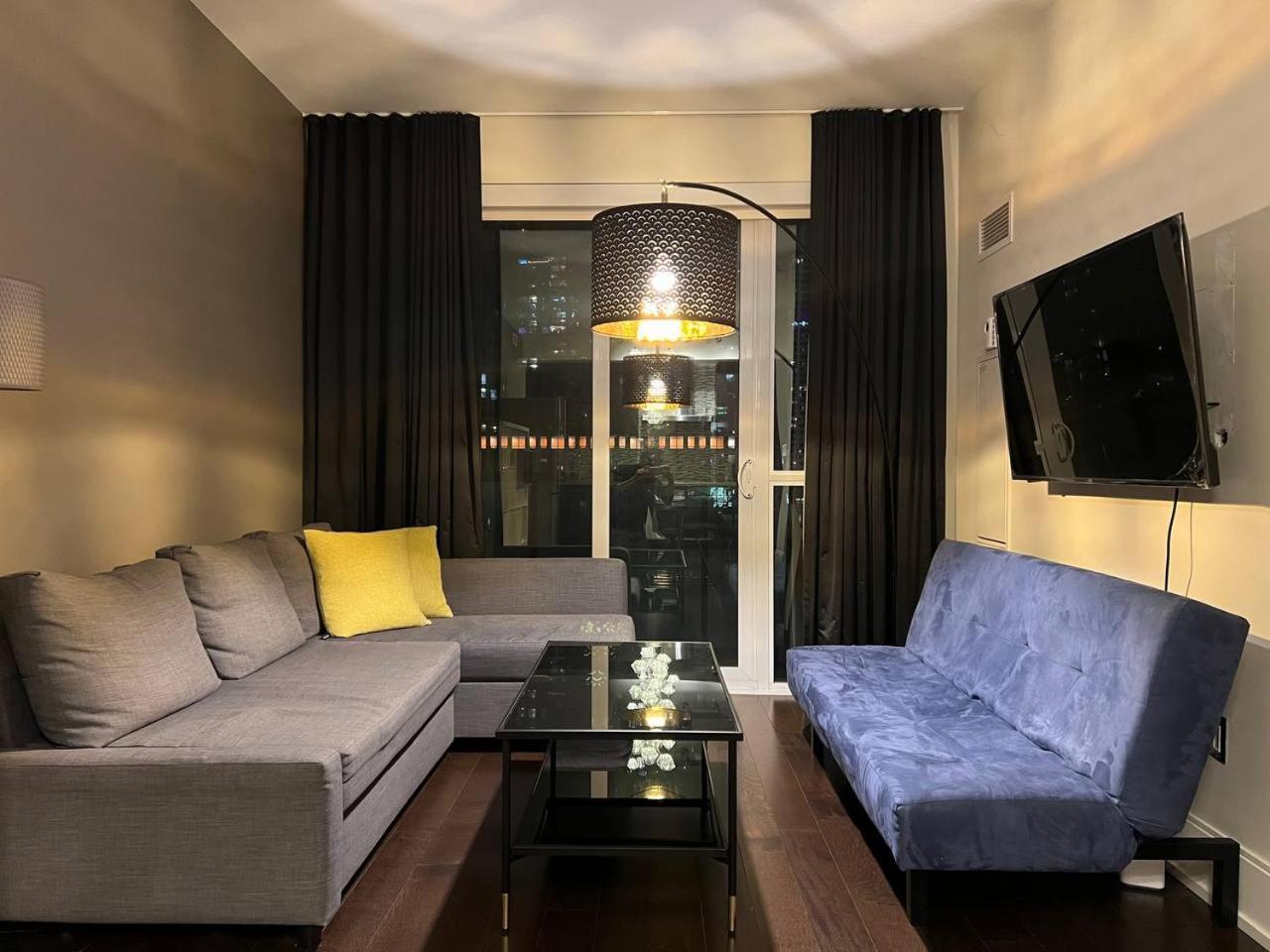 Downtown Deluxe