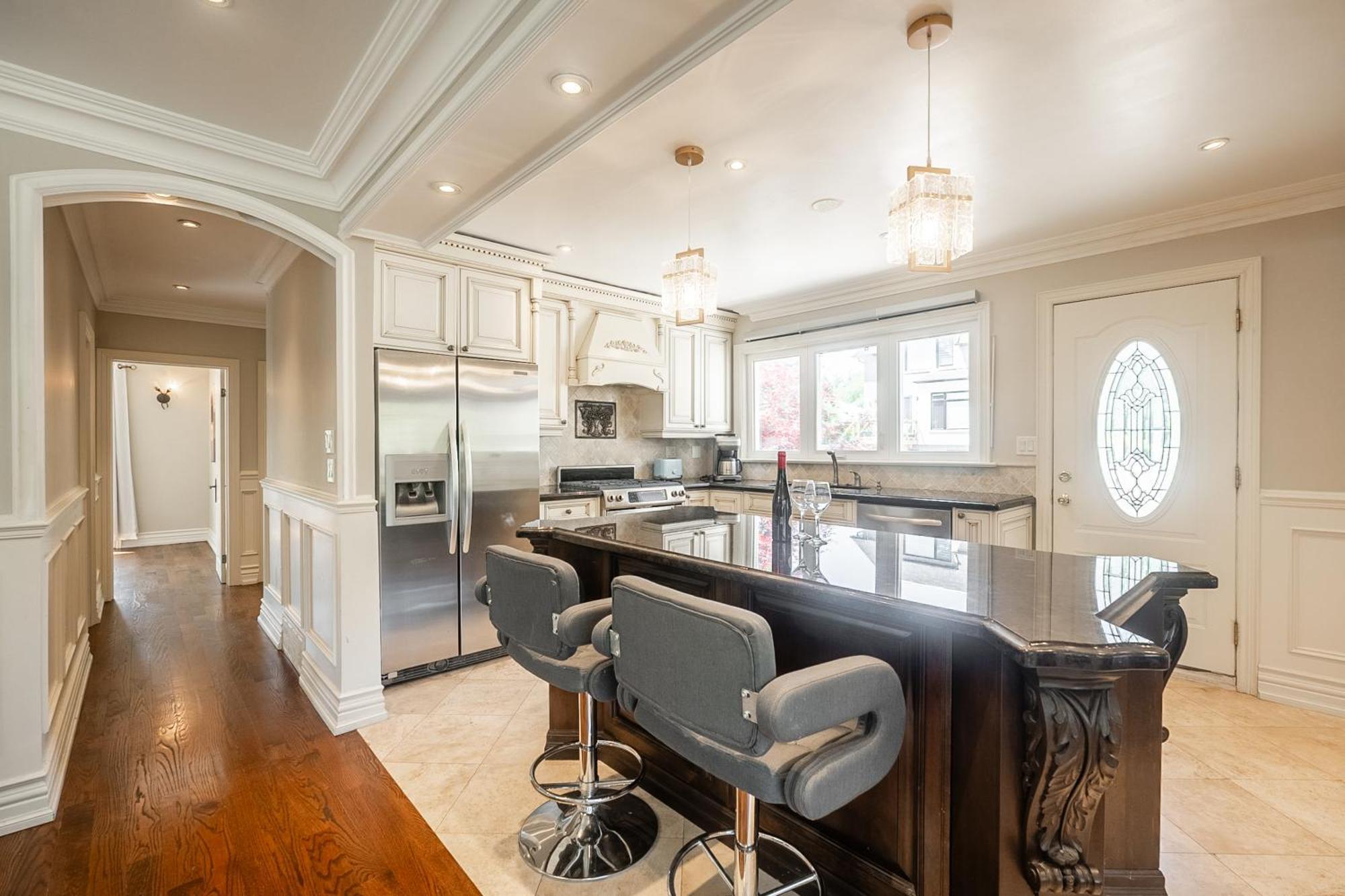 Luxury 3 Bedroom * Toronto
