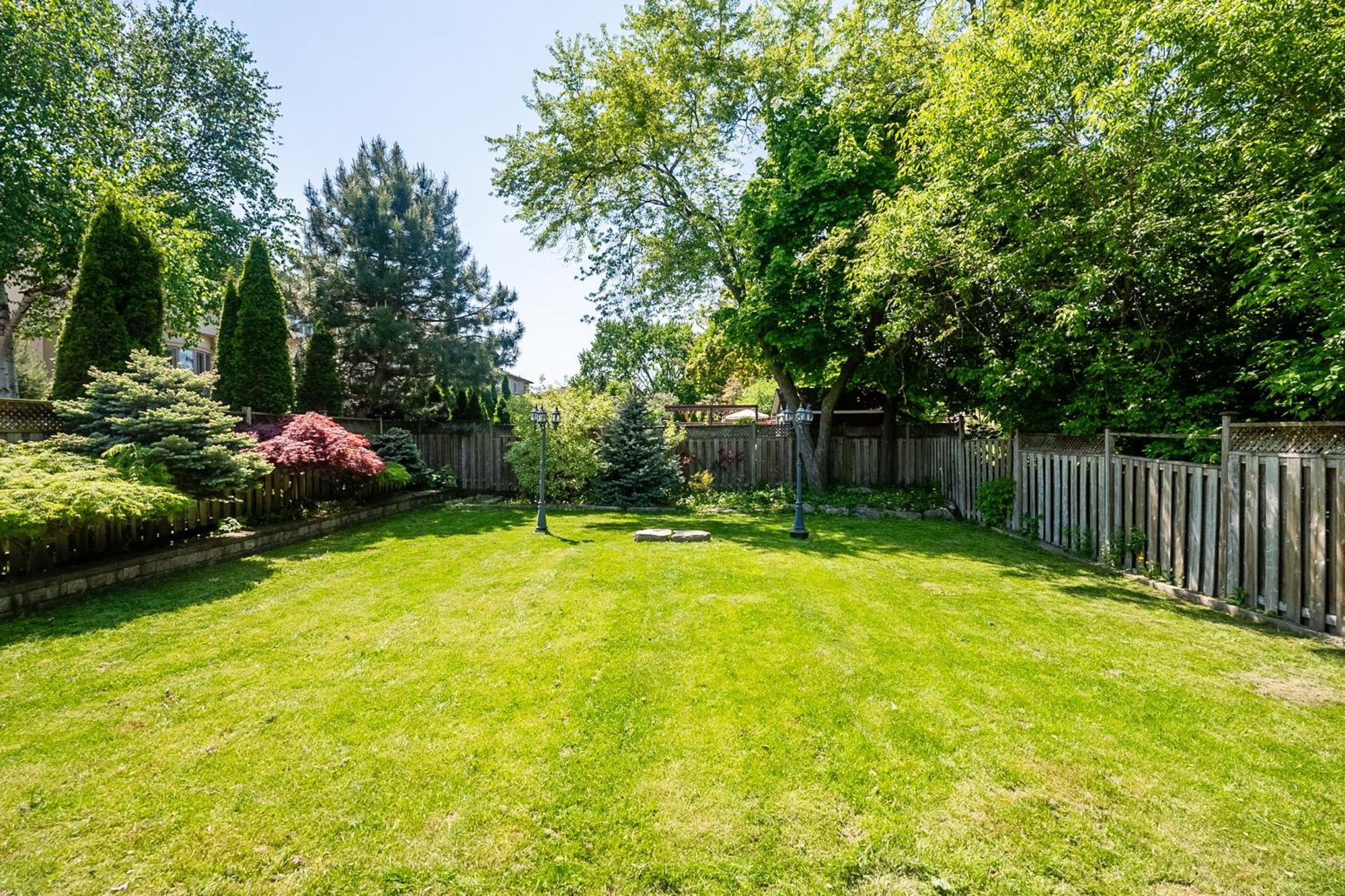 Luxury 3 Bedroom Villa Toronto