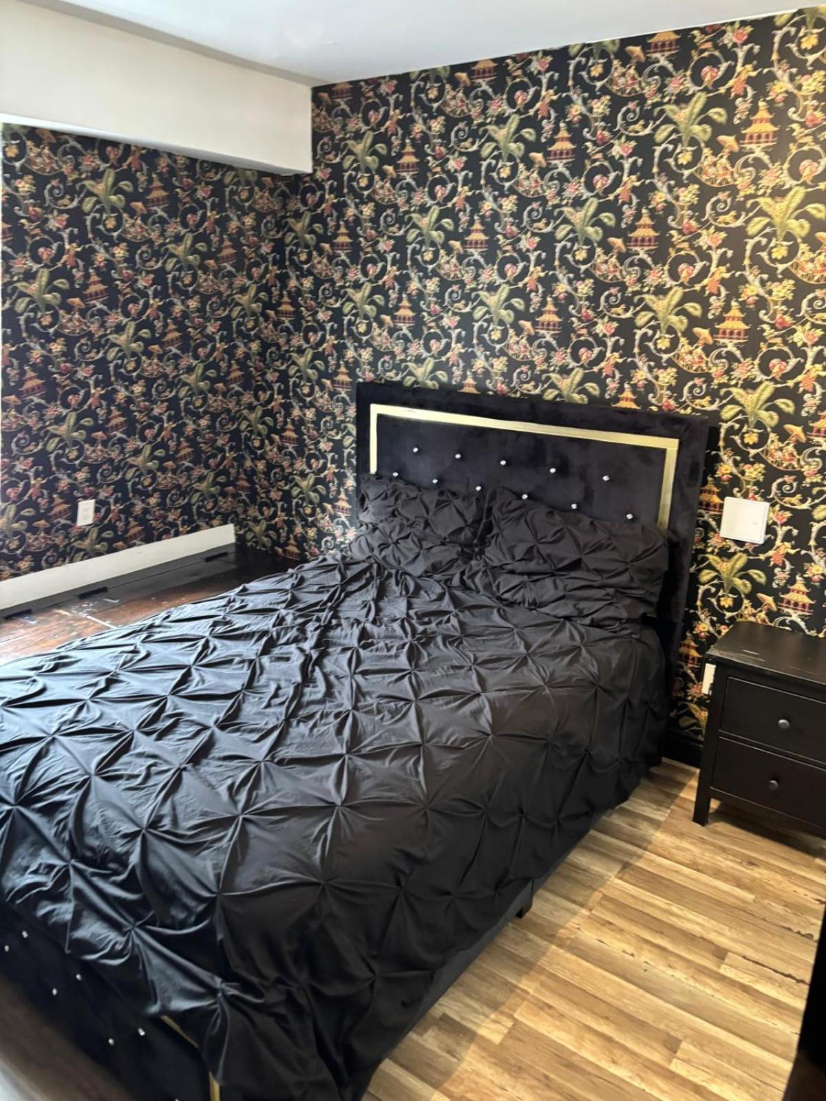 Hotel Queen Nest 2*