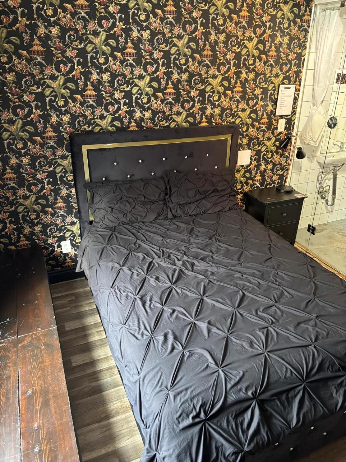 Queen Nest Hotel Toronto