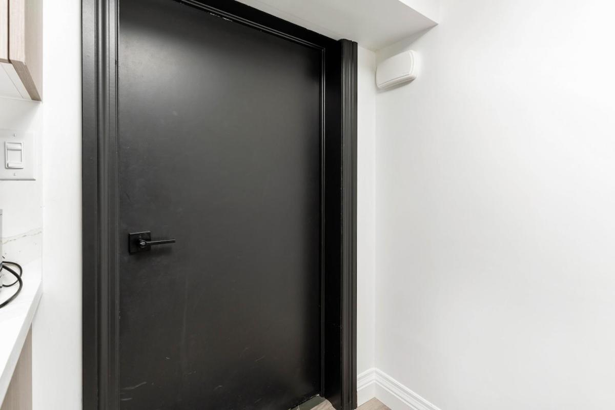 Apartment Cozy Parkdale Fantastic Location Parking