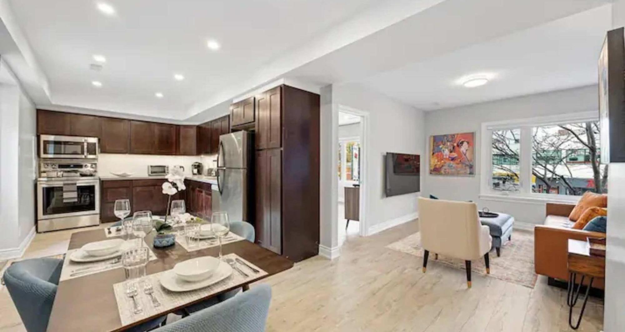 Casa Hotels- Lrg 2br With Patio & Bbq Hotel Toronto