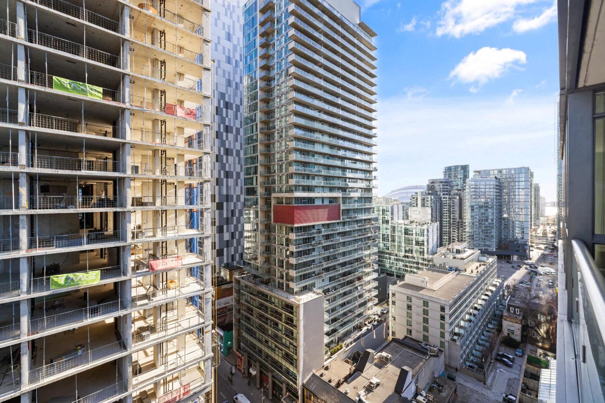 Urban Executive Oasis Dt To Apartment *