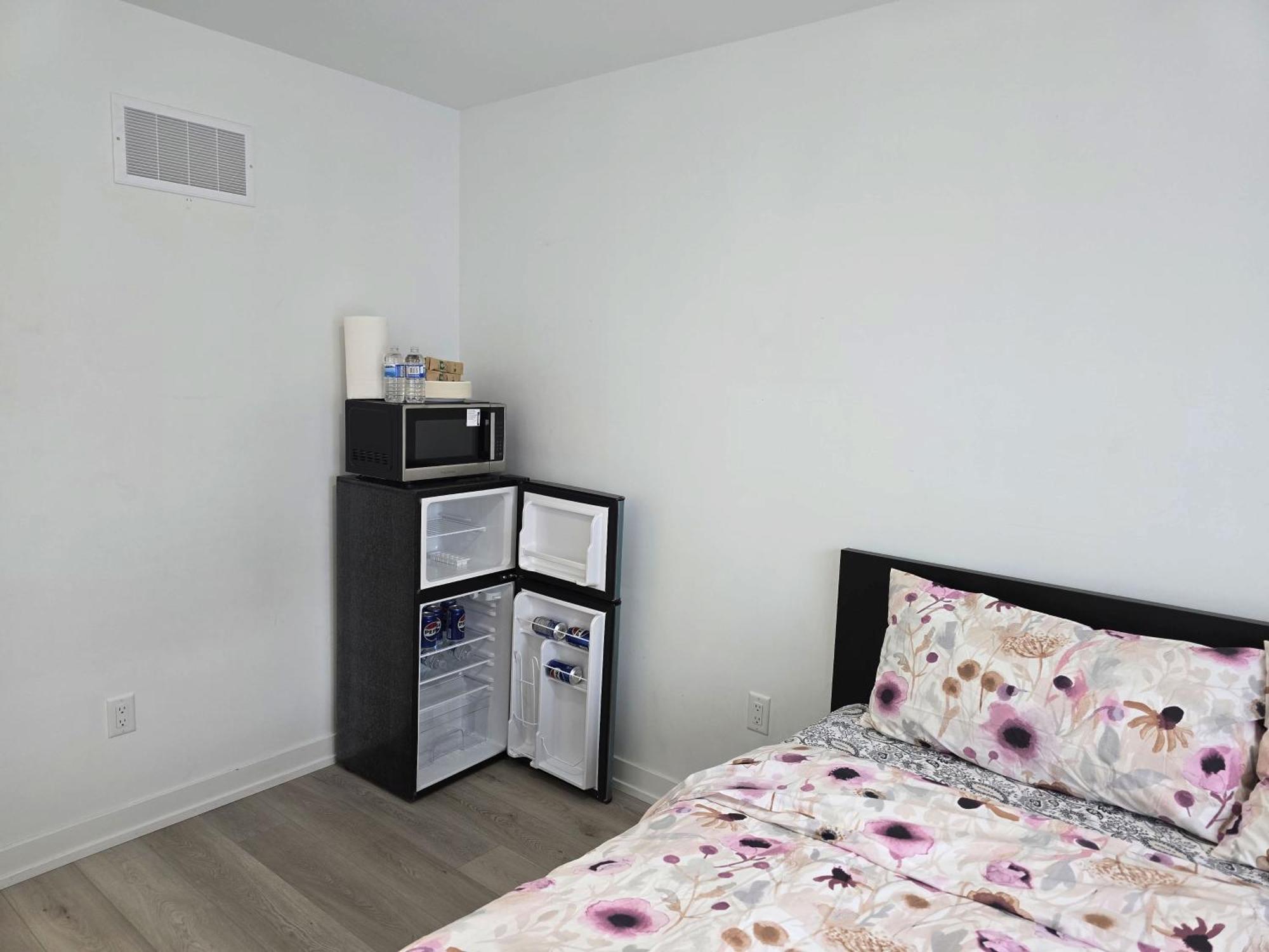 Gasthof King Bed Tv Private Ensuite Retreat Bathroom Or Economical Double Bed