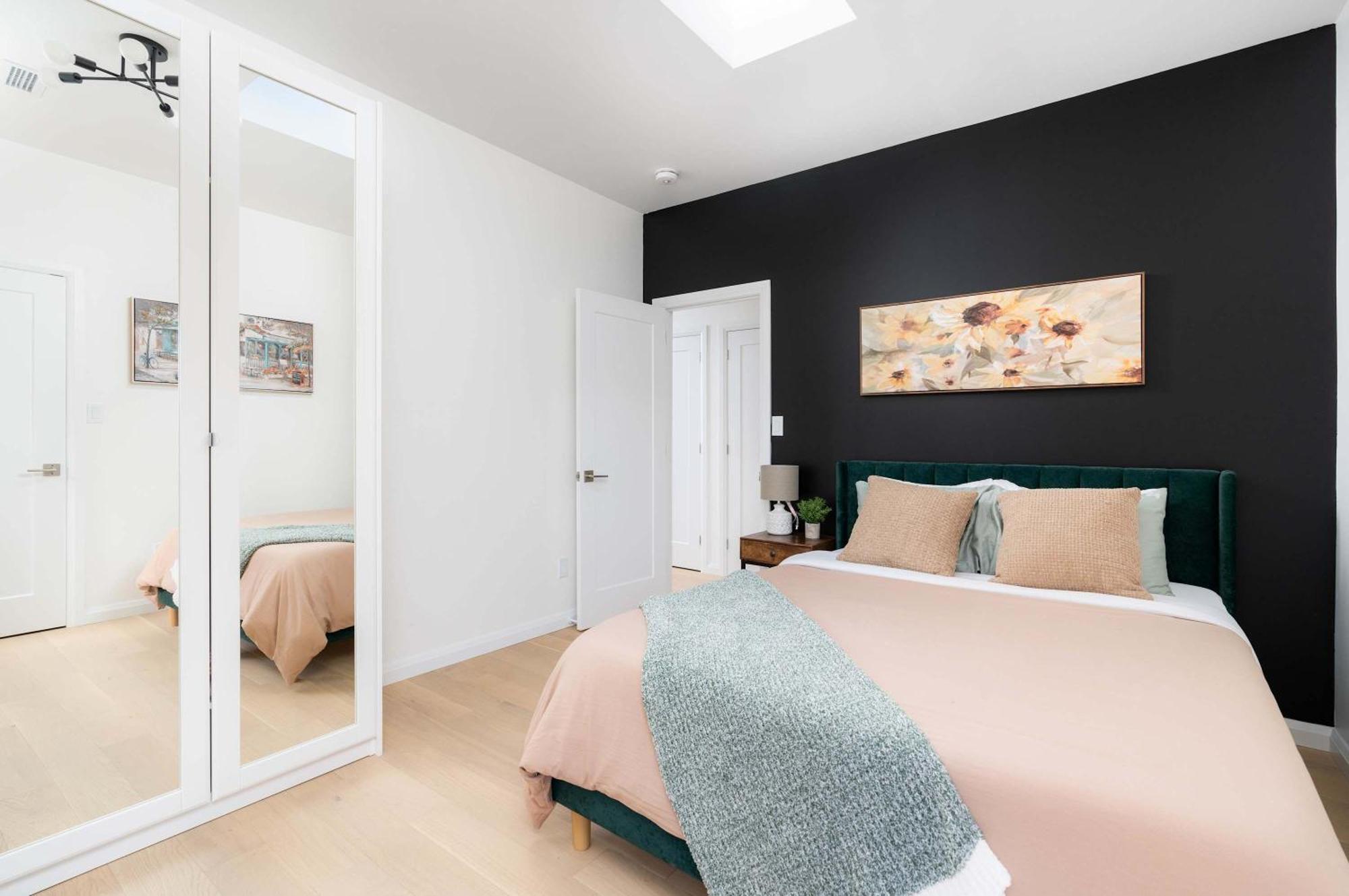 Apartment Large Victorian Sleeps 6 By Uoft Toronto