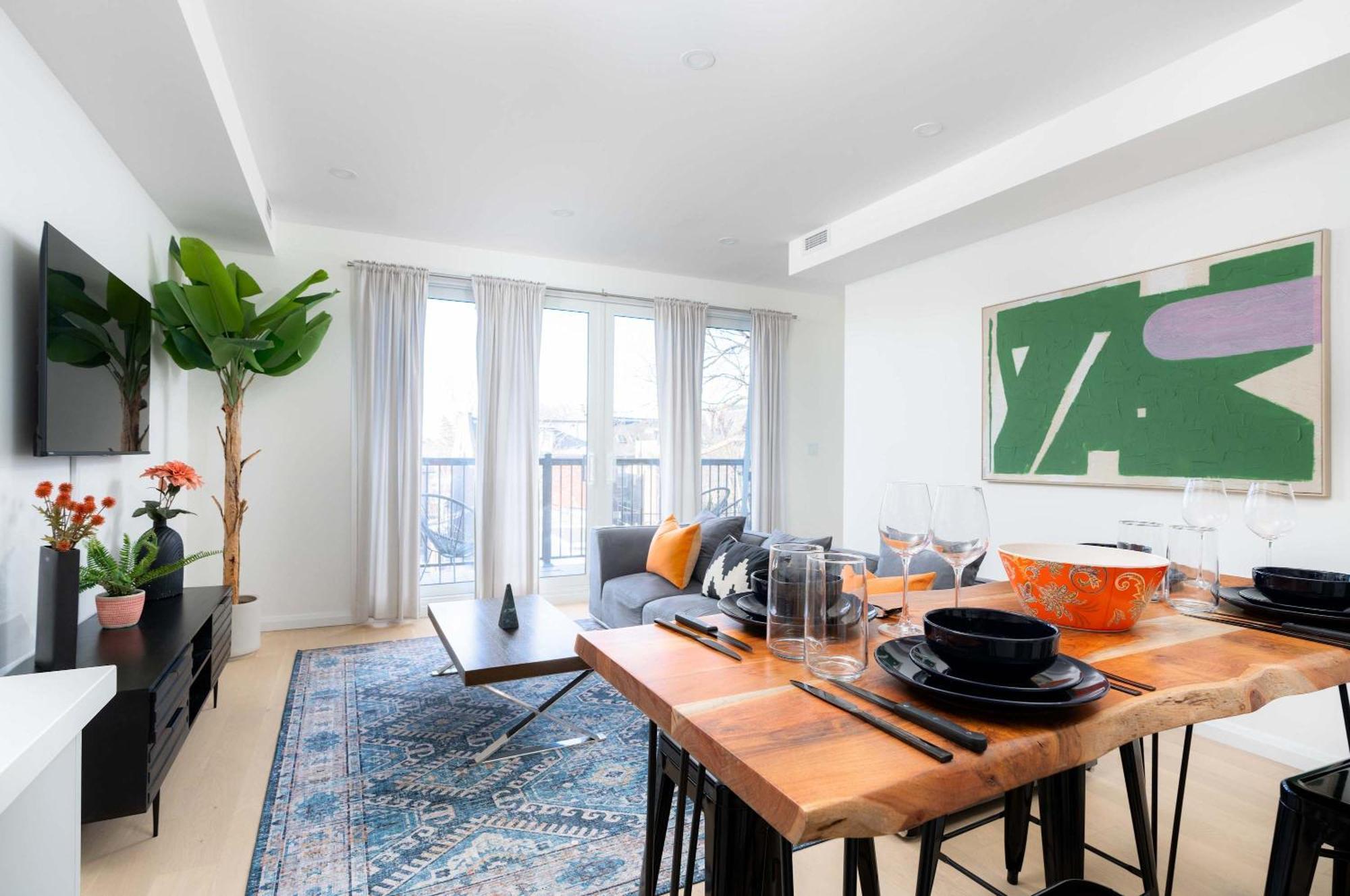 Large Victorian Sleeps 6 By Uoft
