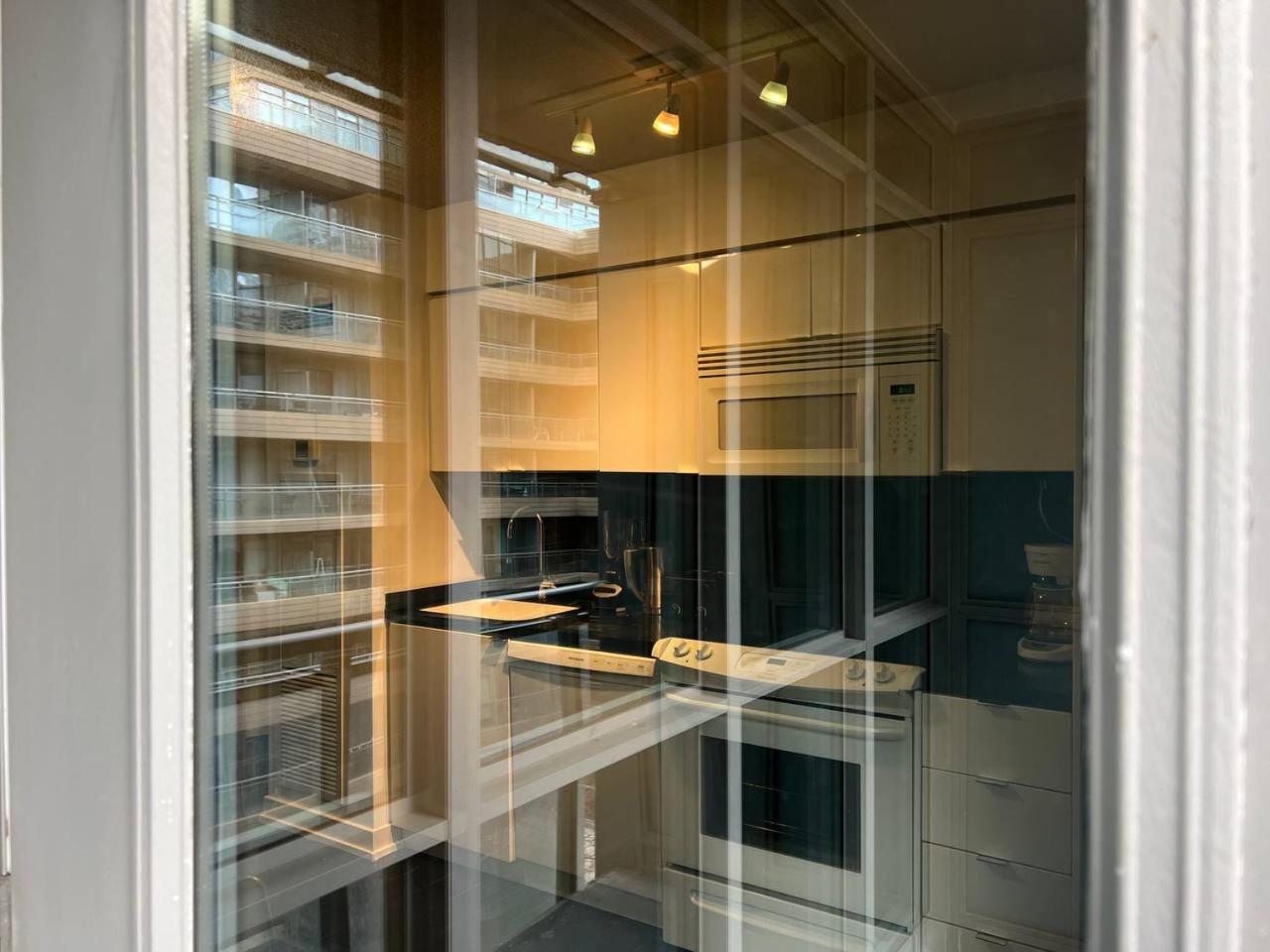 Apartment Axiom *