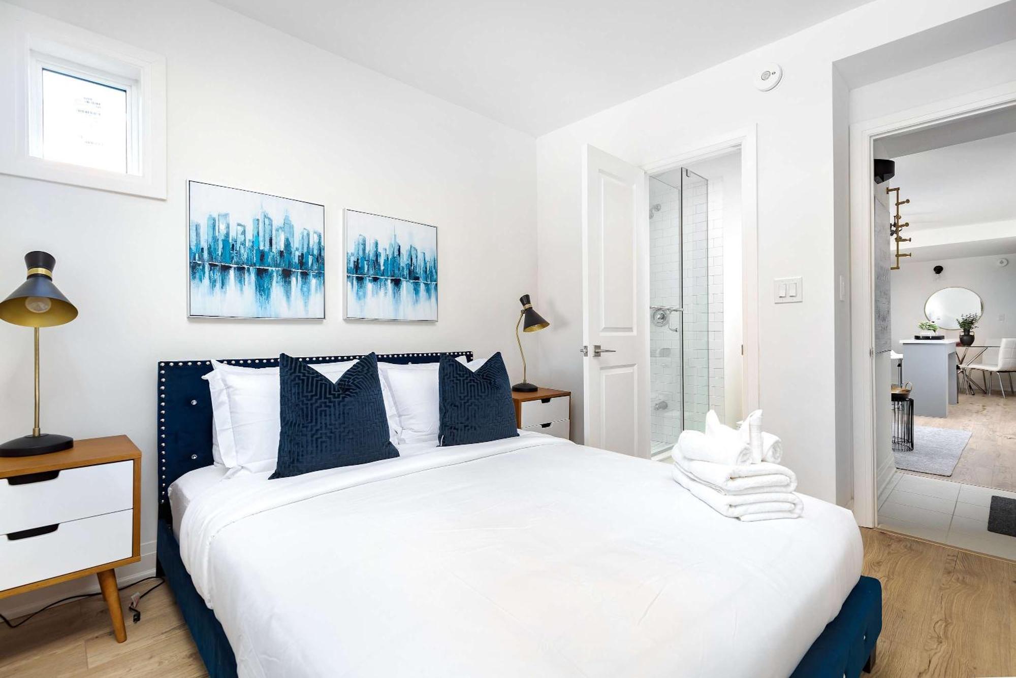 Family Getaway Trendy Ossington Neighbourhood Toronto