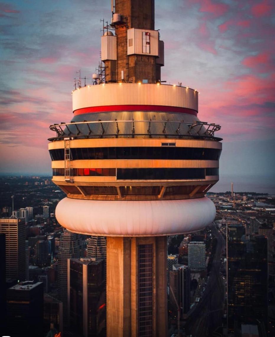 6 Guests Modern With Views Near Cn Tower Fully Equipped Apartment